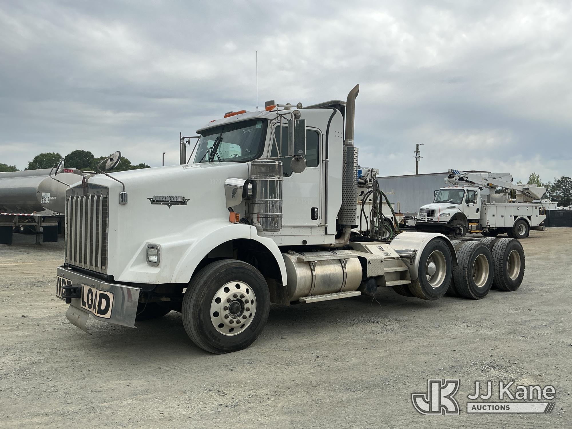 Photo of a 2007 Kenworth T800