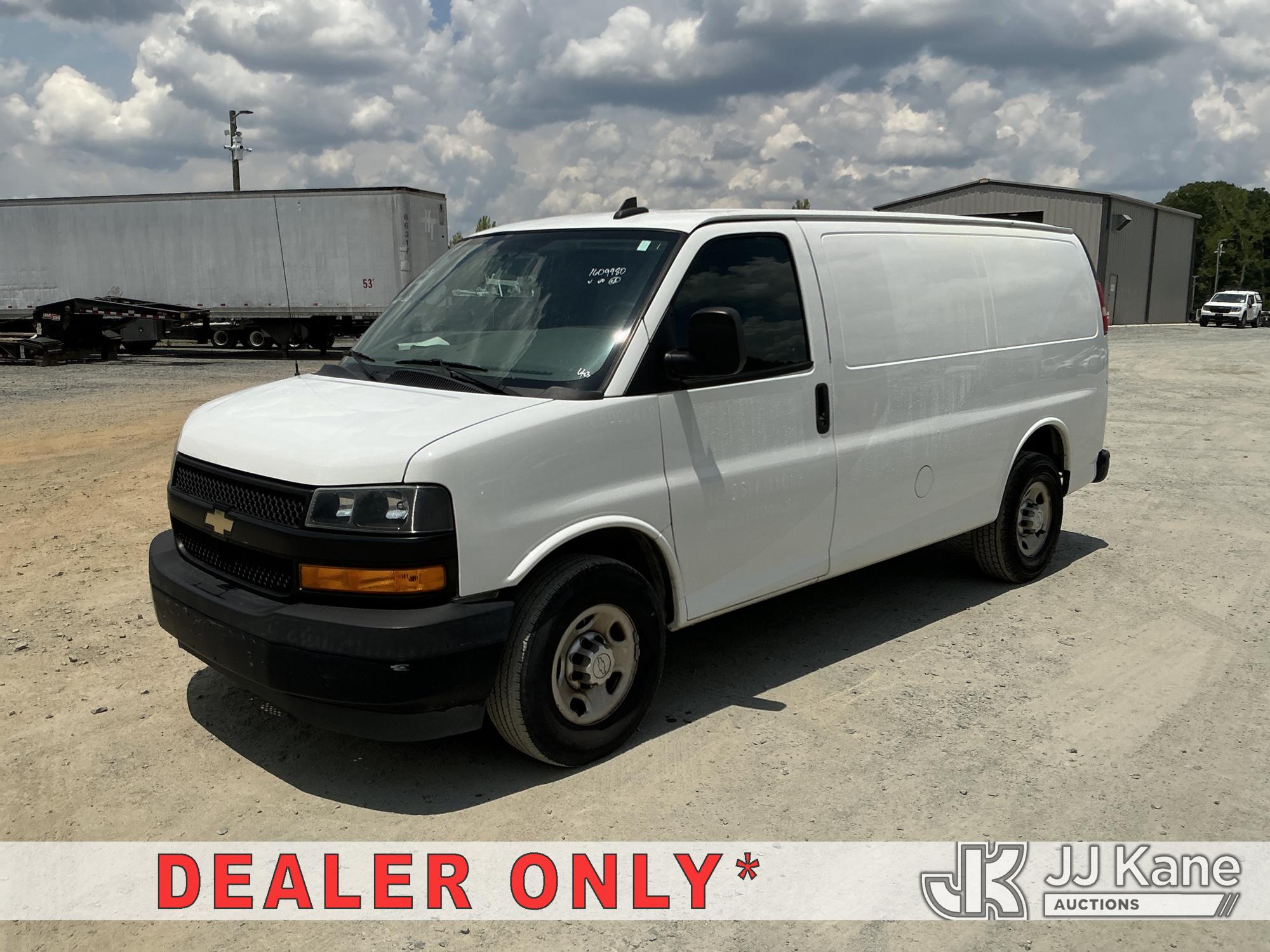 Photo of a 2018 Chevrolet Express G2500