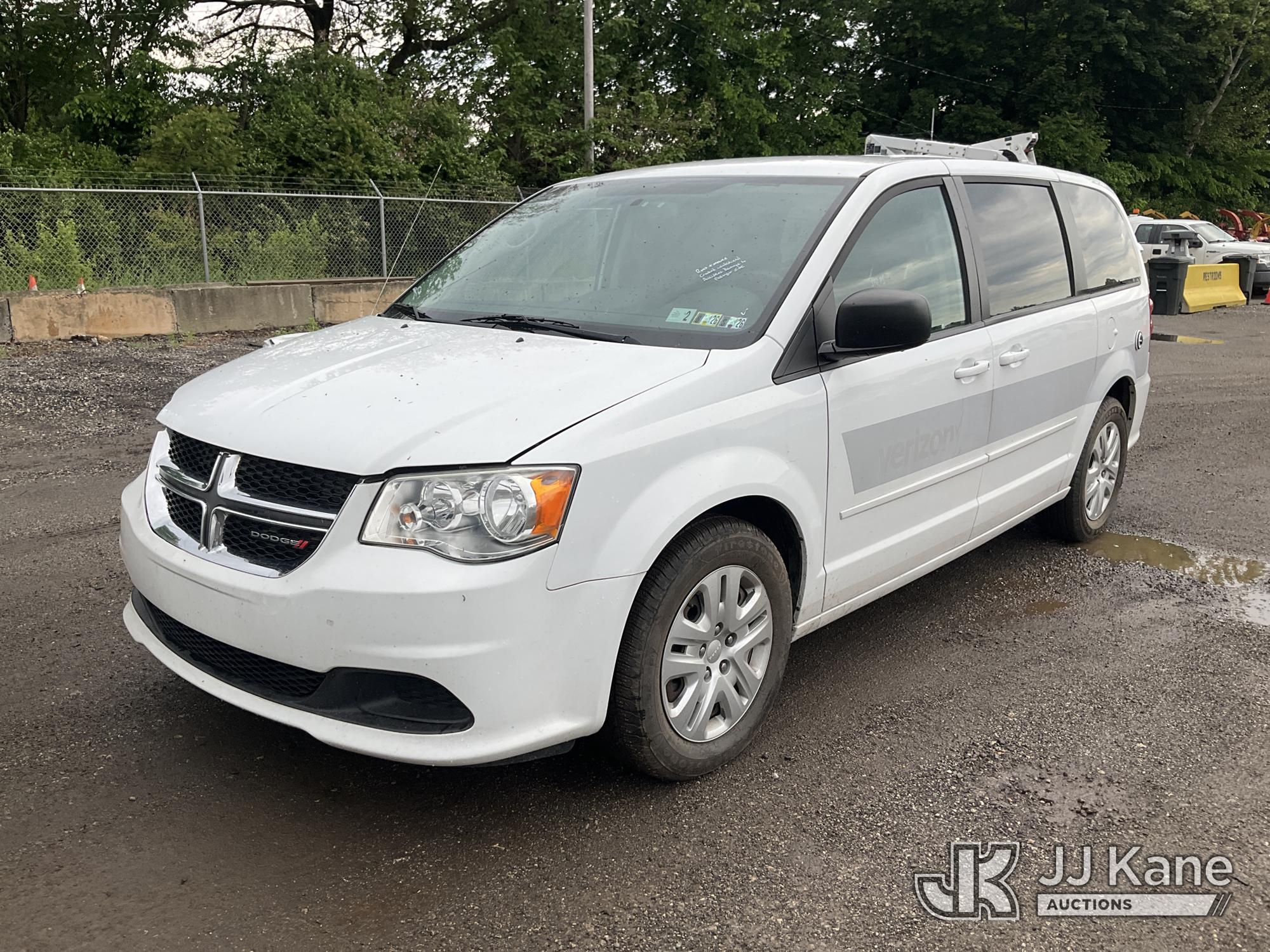 Photo of a 2016 Dodge Grandcaravan
