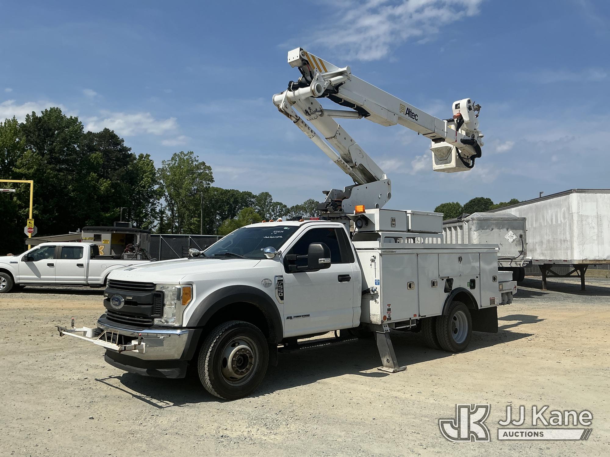 Photo of a 2017 Ford F550 4x4