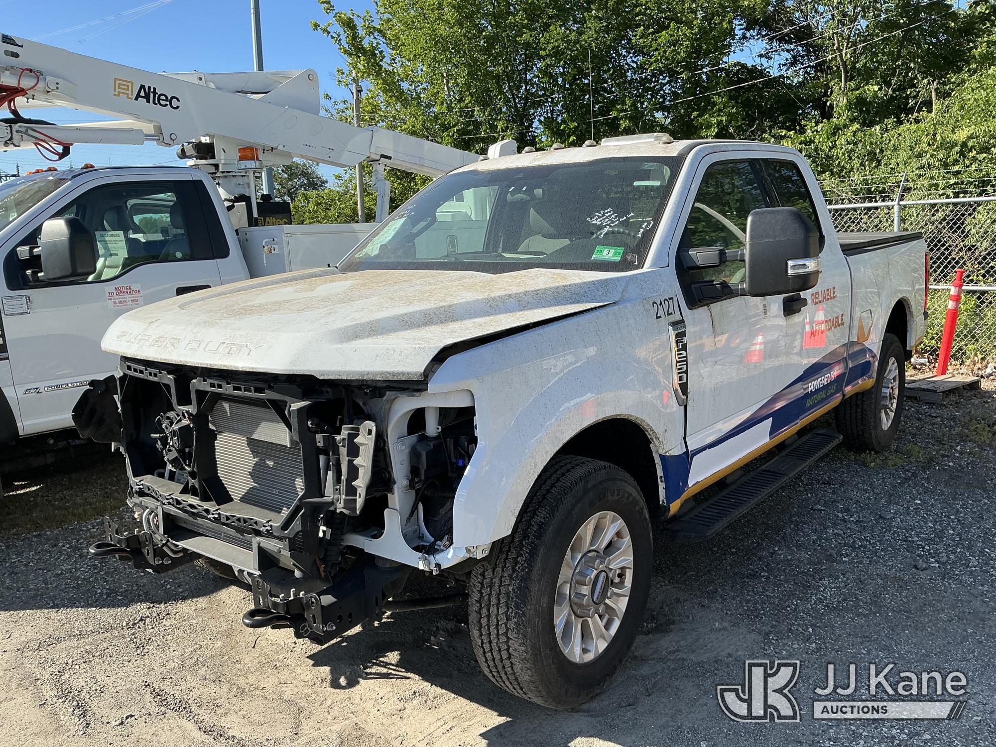Photo of a 2022 Ford F250 2WD