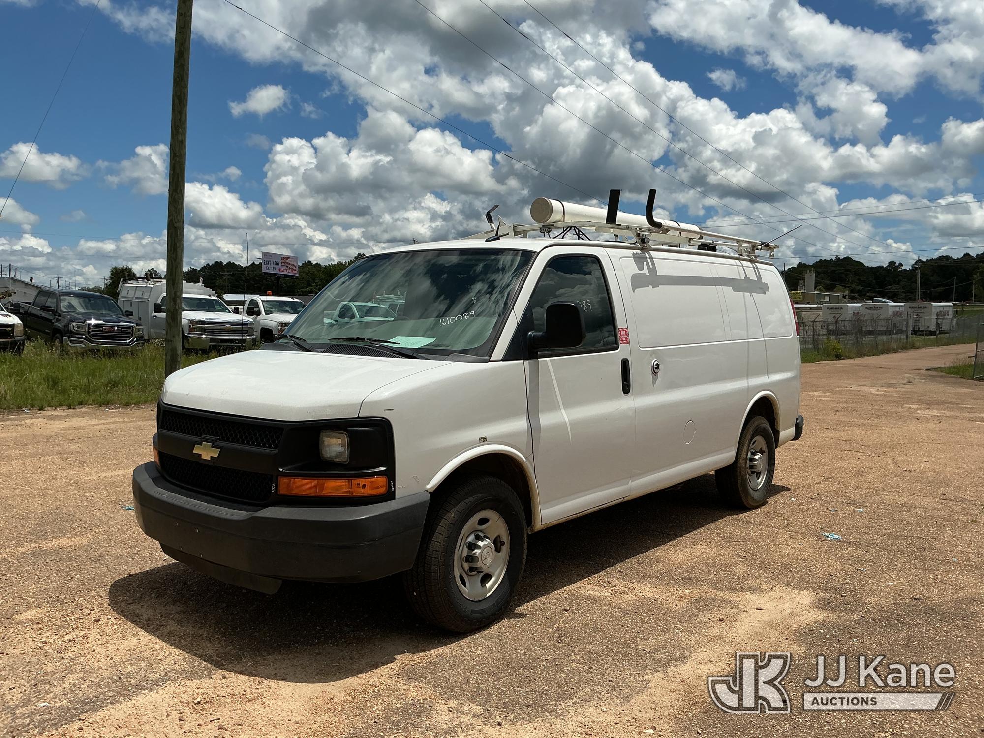 2015 Chevrolet Express 2500 Cargo Van