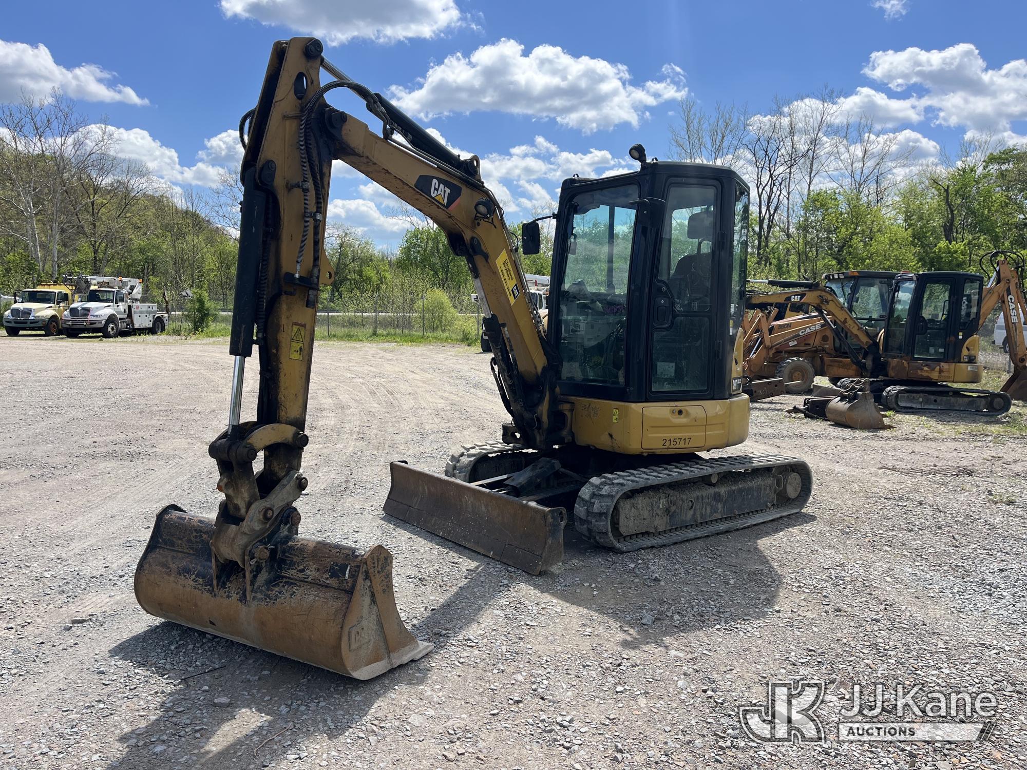 Photo of a  Caterpillar 303.5E2 CR
