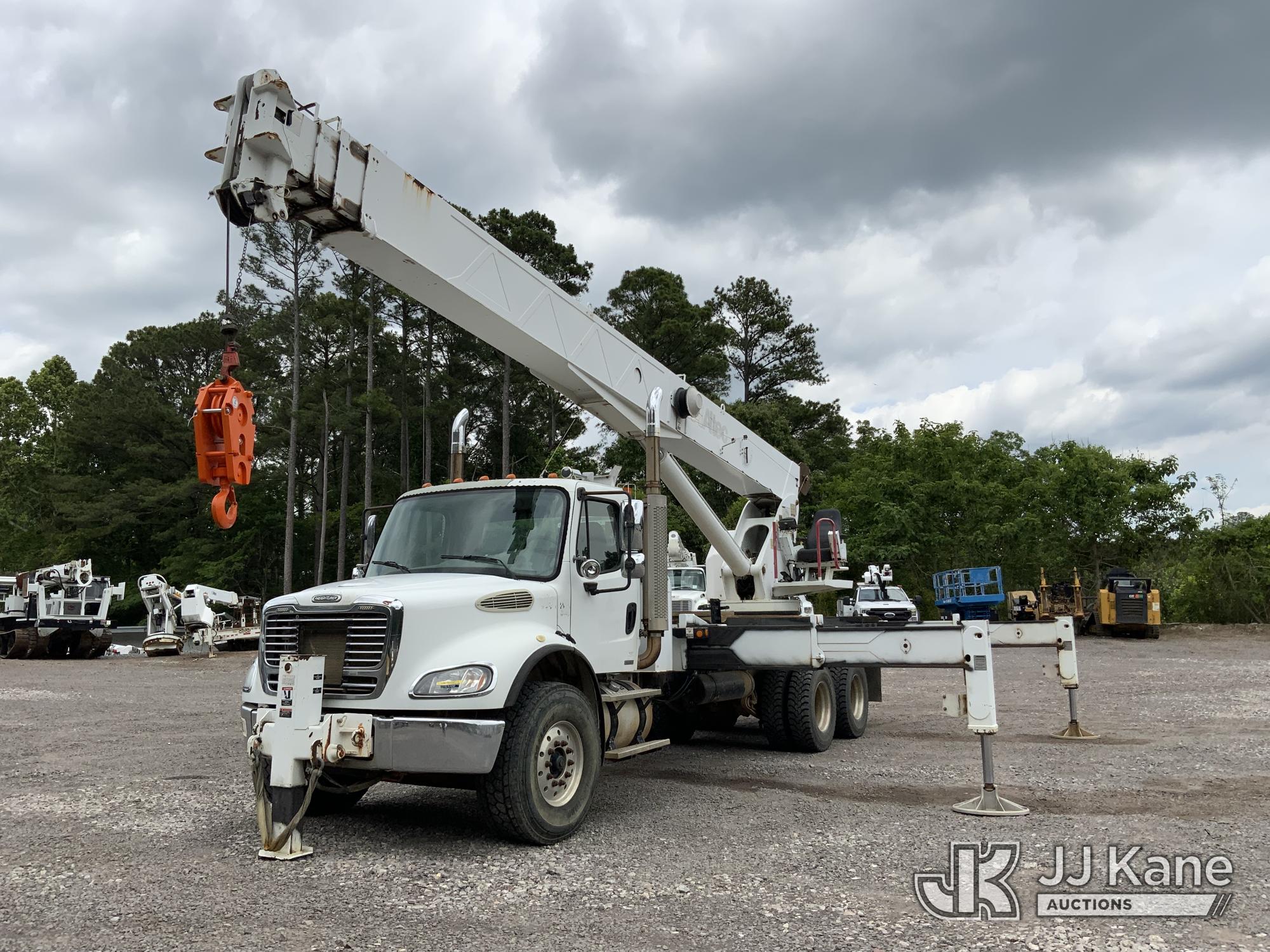 2007 Freightliner M2 112