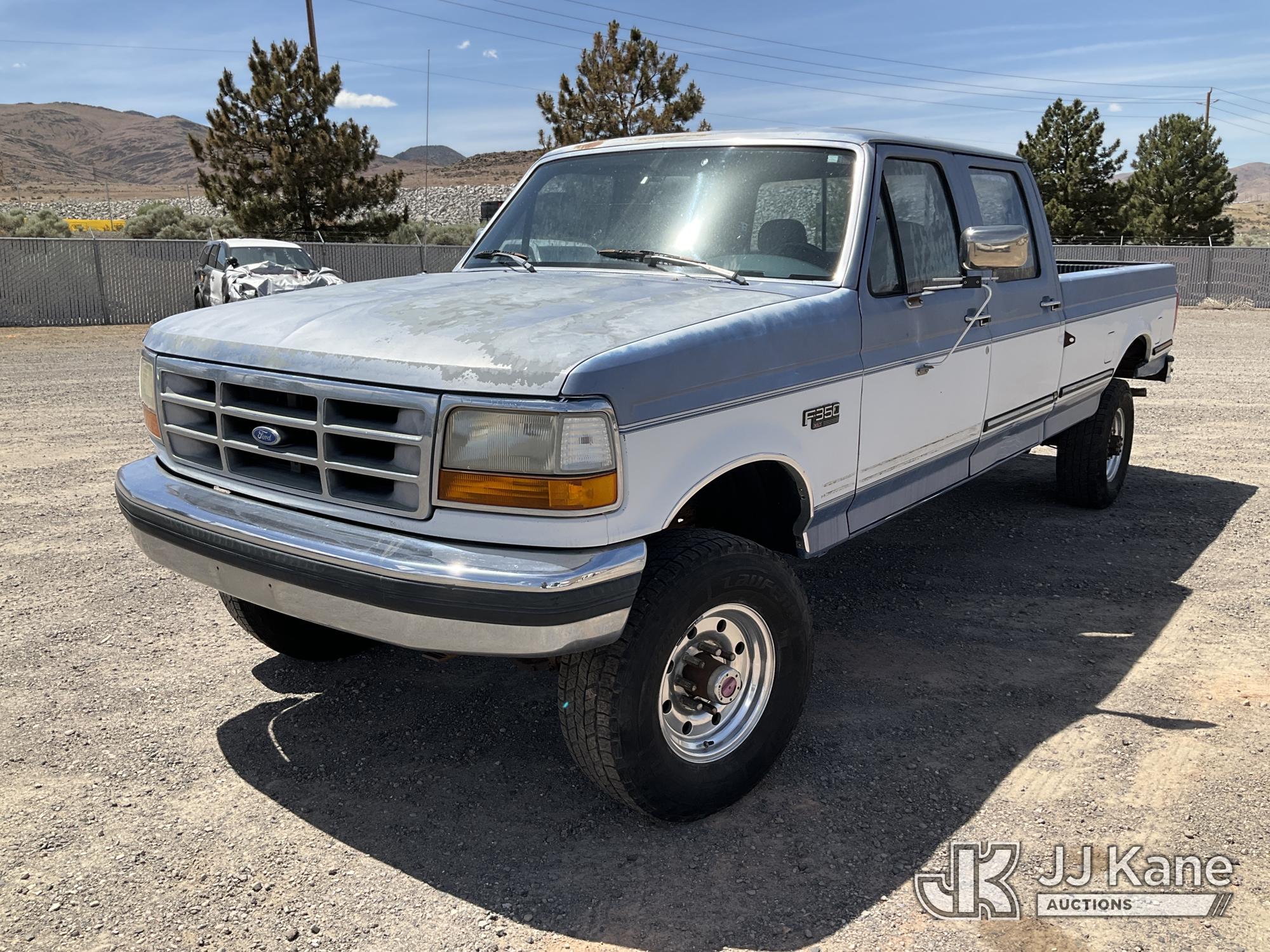 Photo of a 1992 Ford F-350