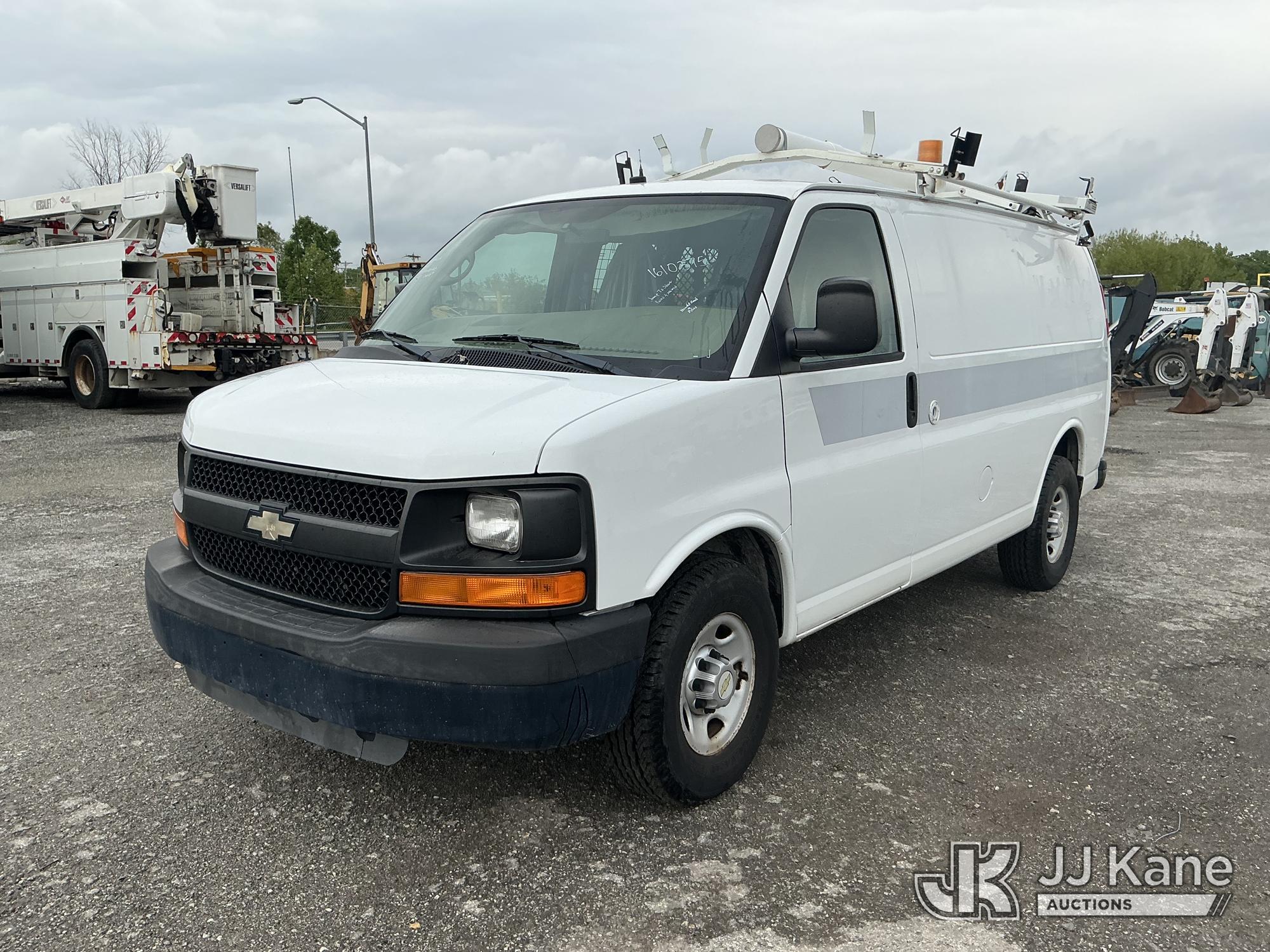 Photo of a 2011 Chevrolet Express G2500