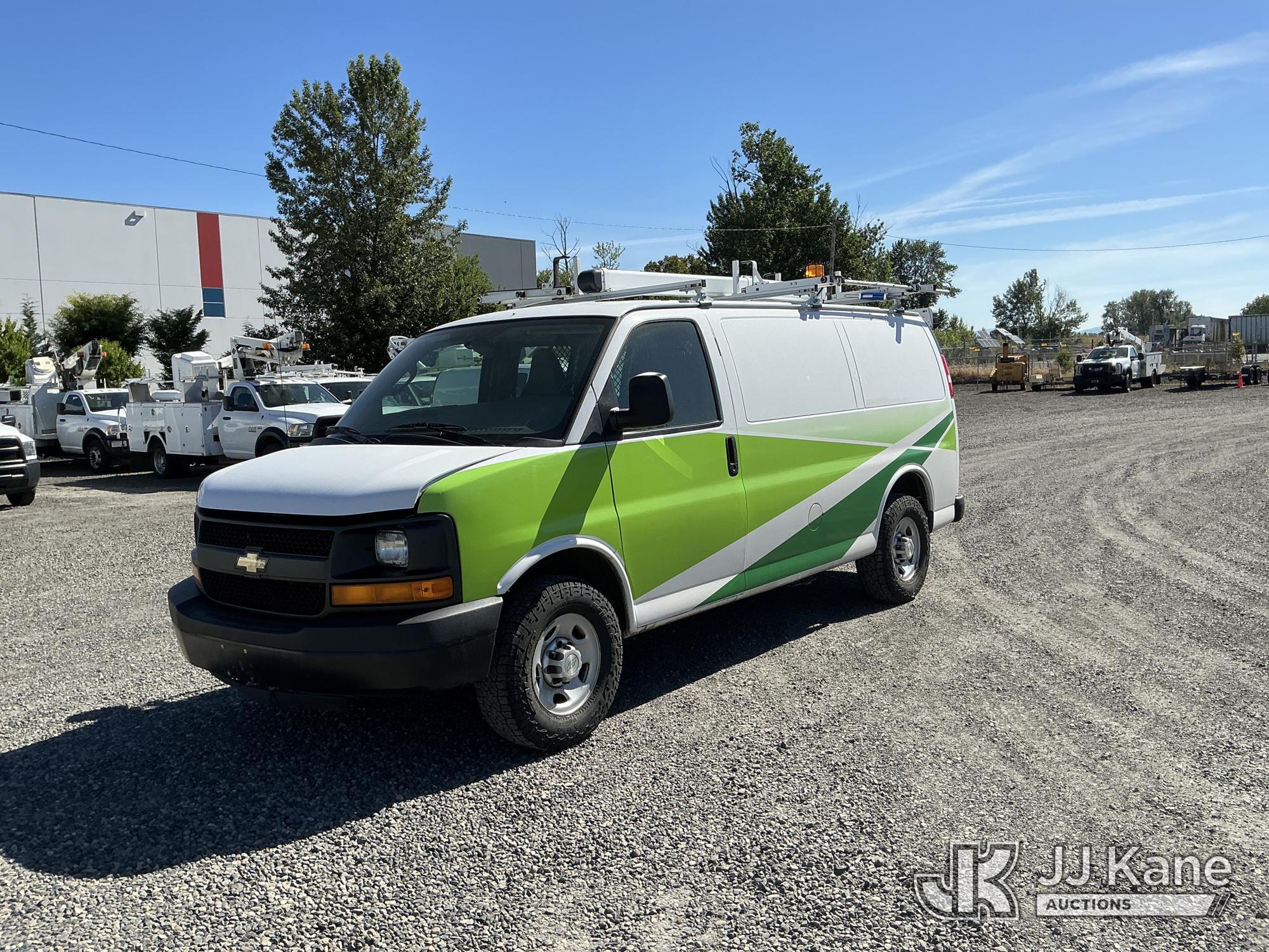 Photo of a 2016 Chevrolet Express G2500
