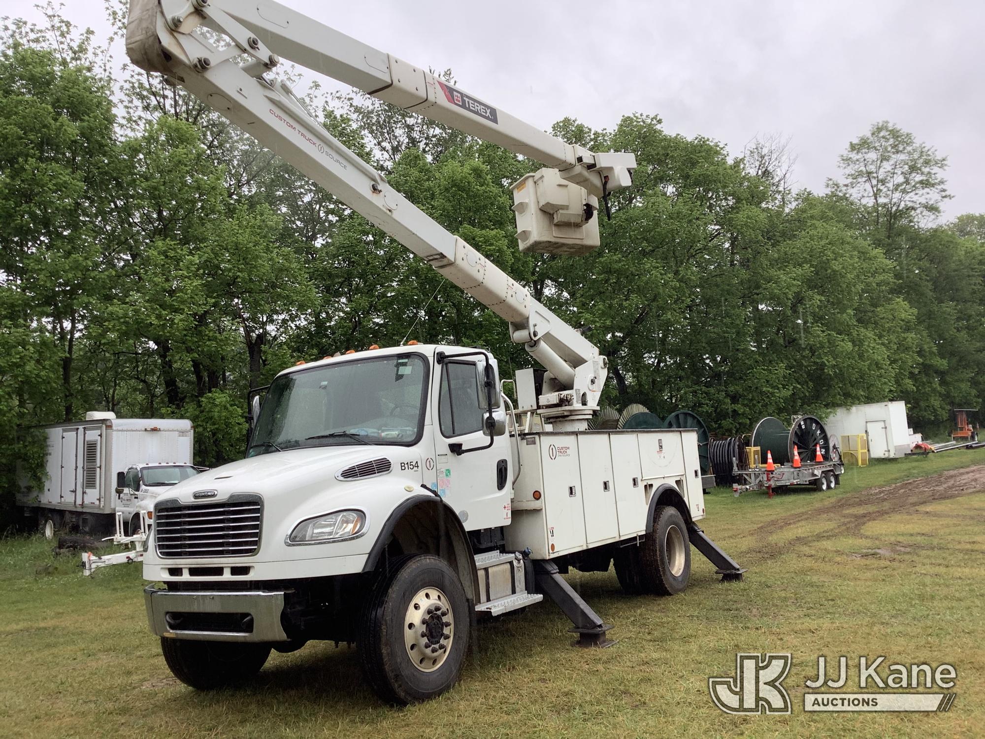 Photo of a 2019 Freightliner M2 106 Medium Duty 4x4