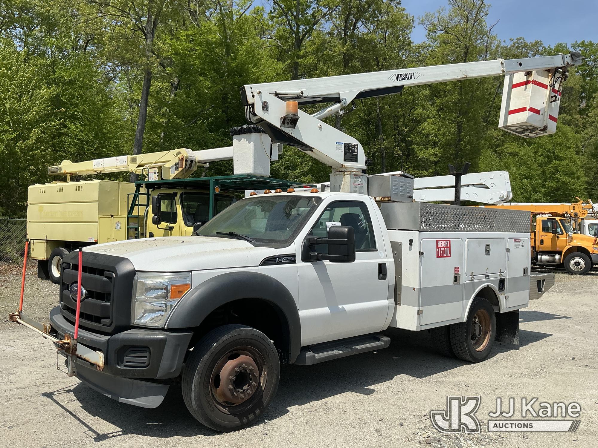 Photo of a 2013 Ford F-450