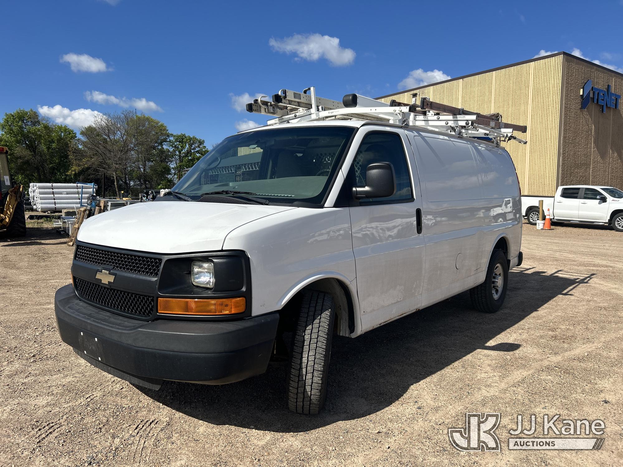 Photo of a 2015 Chevrolet Express G2500