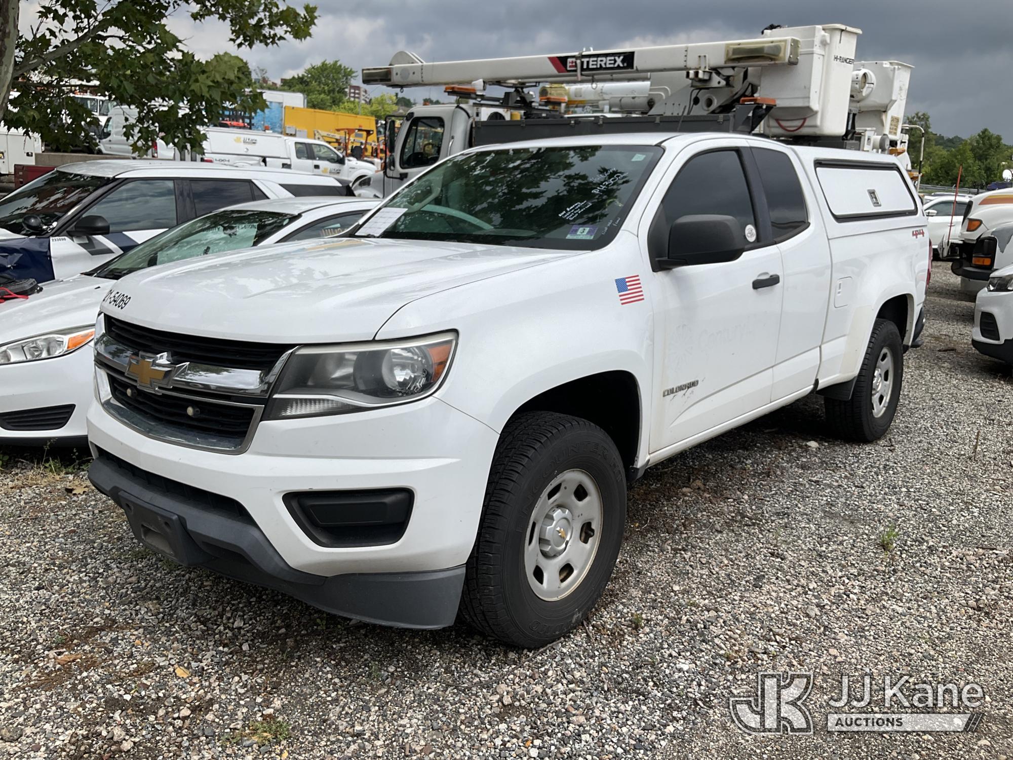 2015 Chevrolet Colorado 4x4 Extended-Cab Pickup Truck