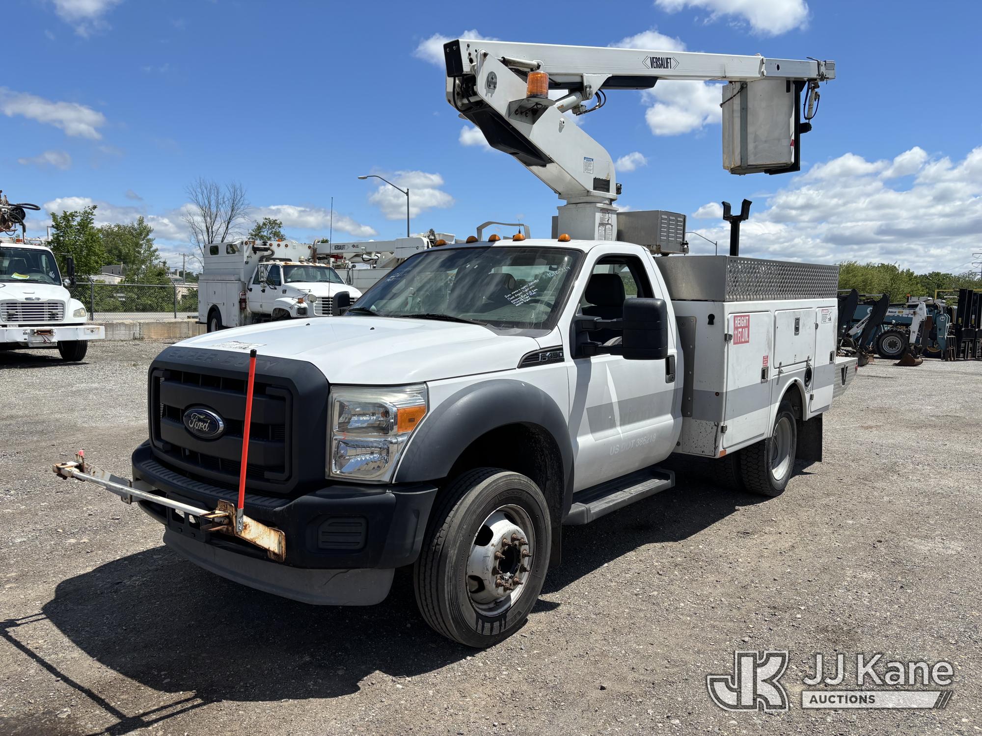 Versalift TEL29N-03, Telescopic Non-Insulated Bucket Truck mounted behind cab on 2012 Ford F450 Service Truck