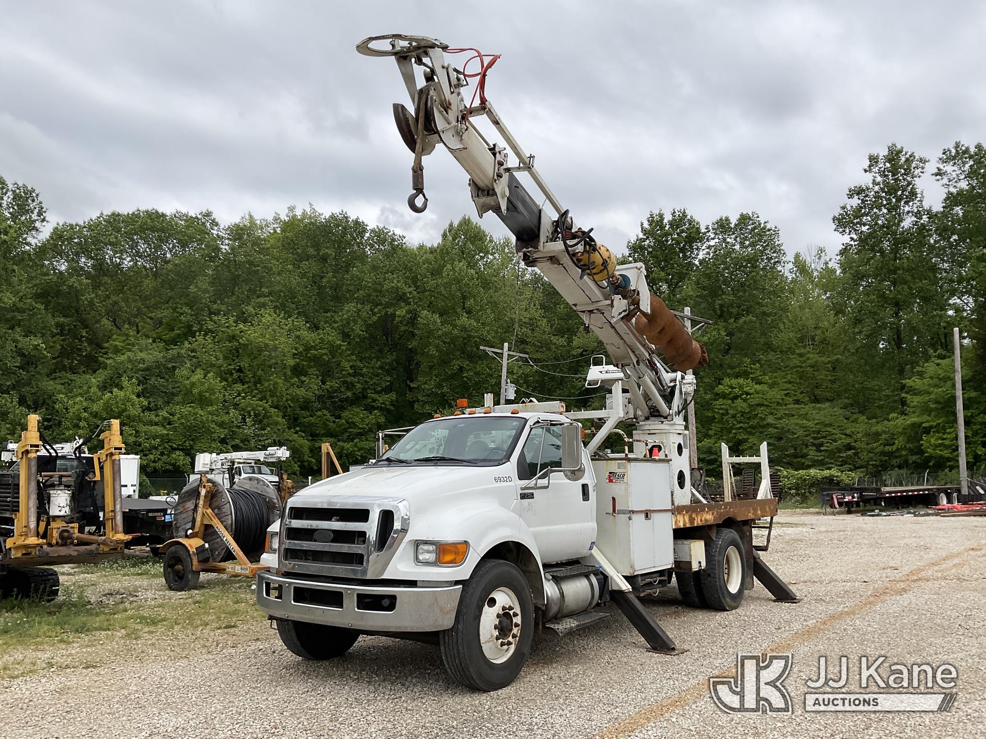 Photo of a 2013 Ford F-750