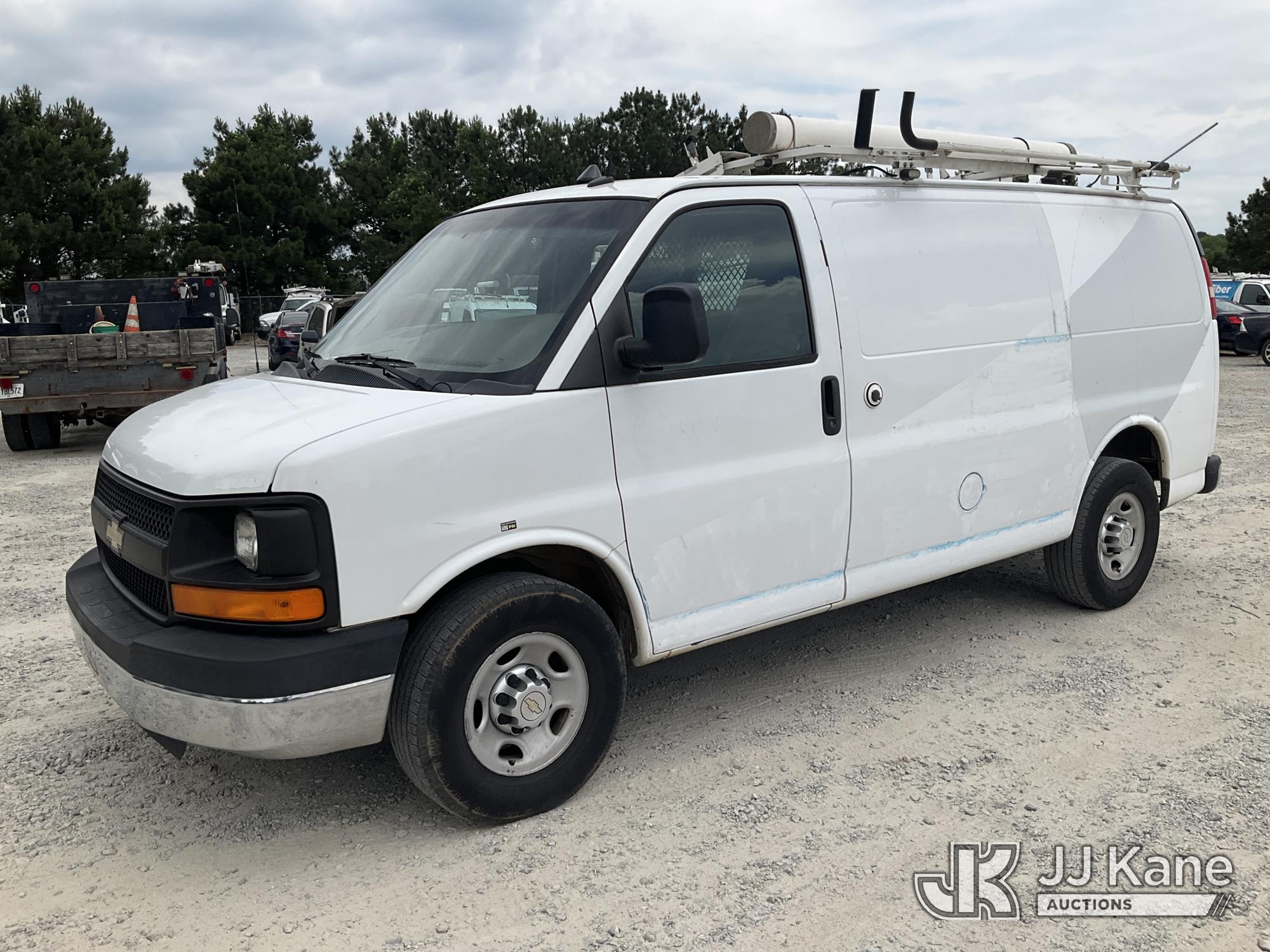 Photo of a 2014 Chevrolet Express G2500