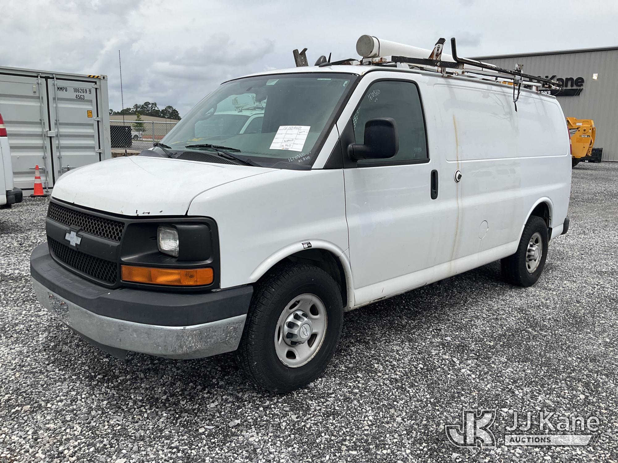 Photo of a 2014 Chevrolet Express G2500