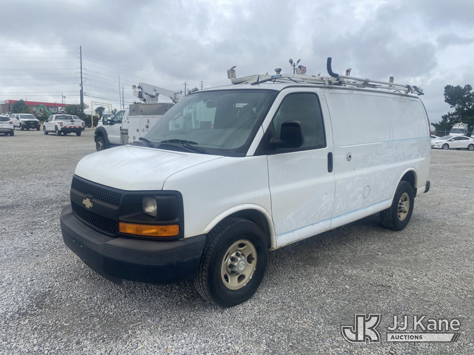 Photo of a 2015 Chevrolet Express G2500