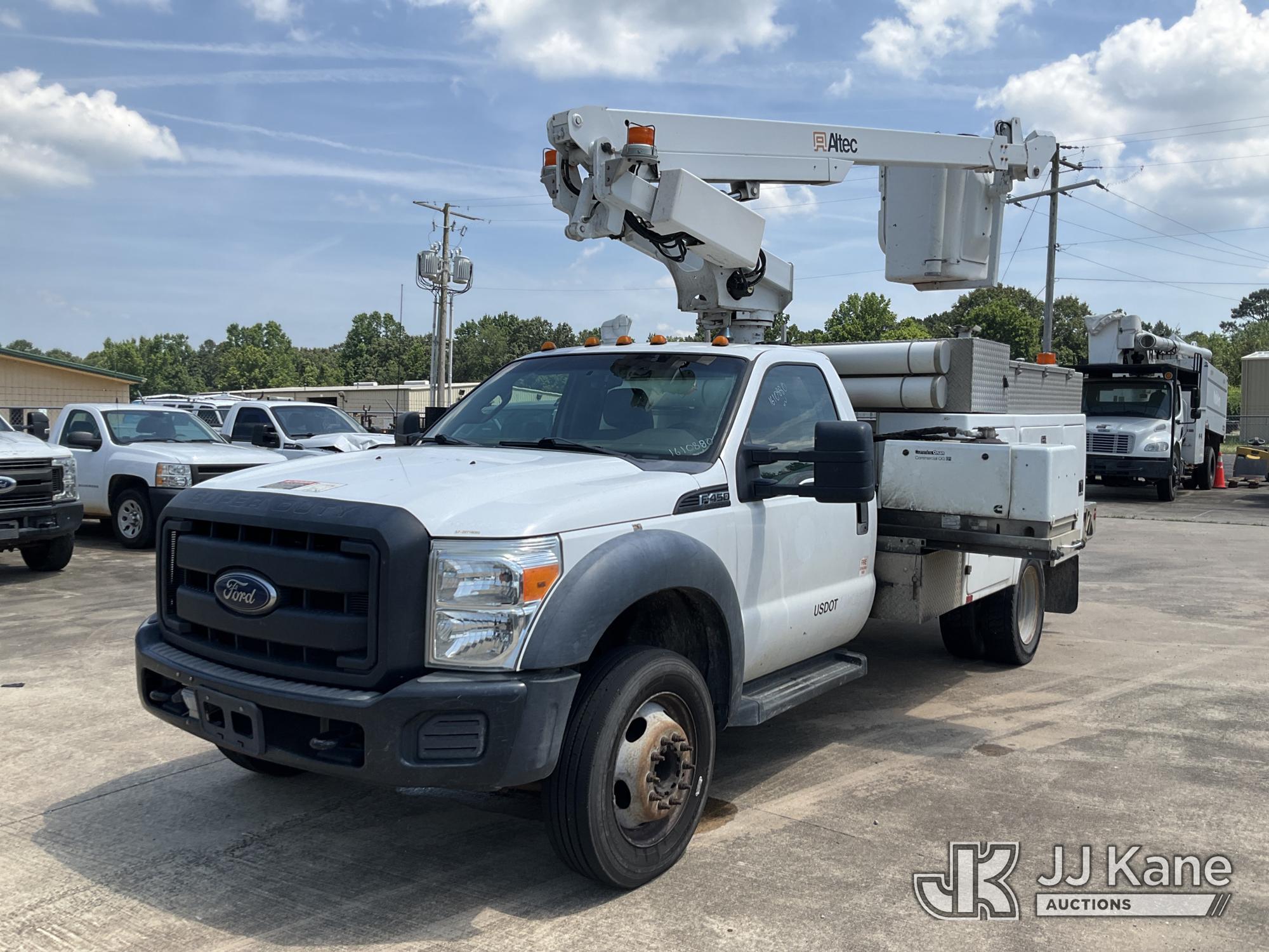 Photo of a 2012 Ford F-450 SD