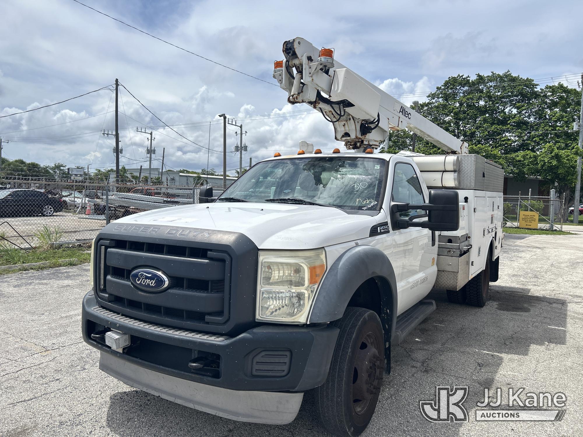Photo of a 2013 Ford F-450 SD