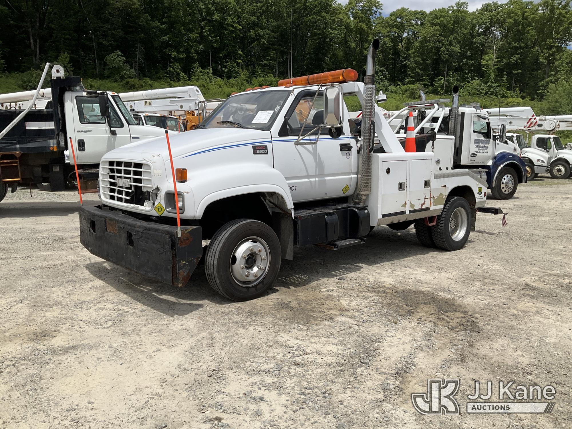 Photo of a 1999 GMC C6500