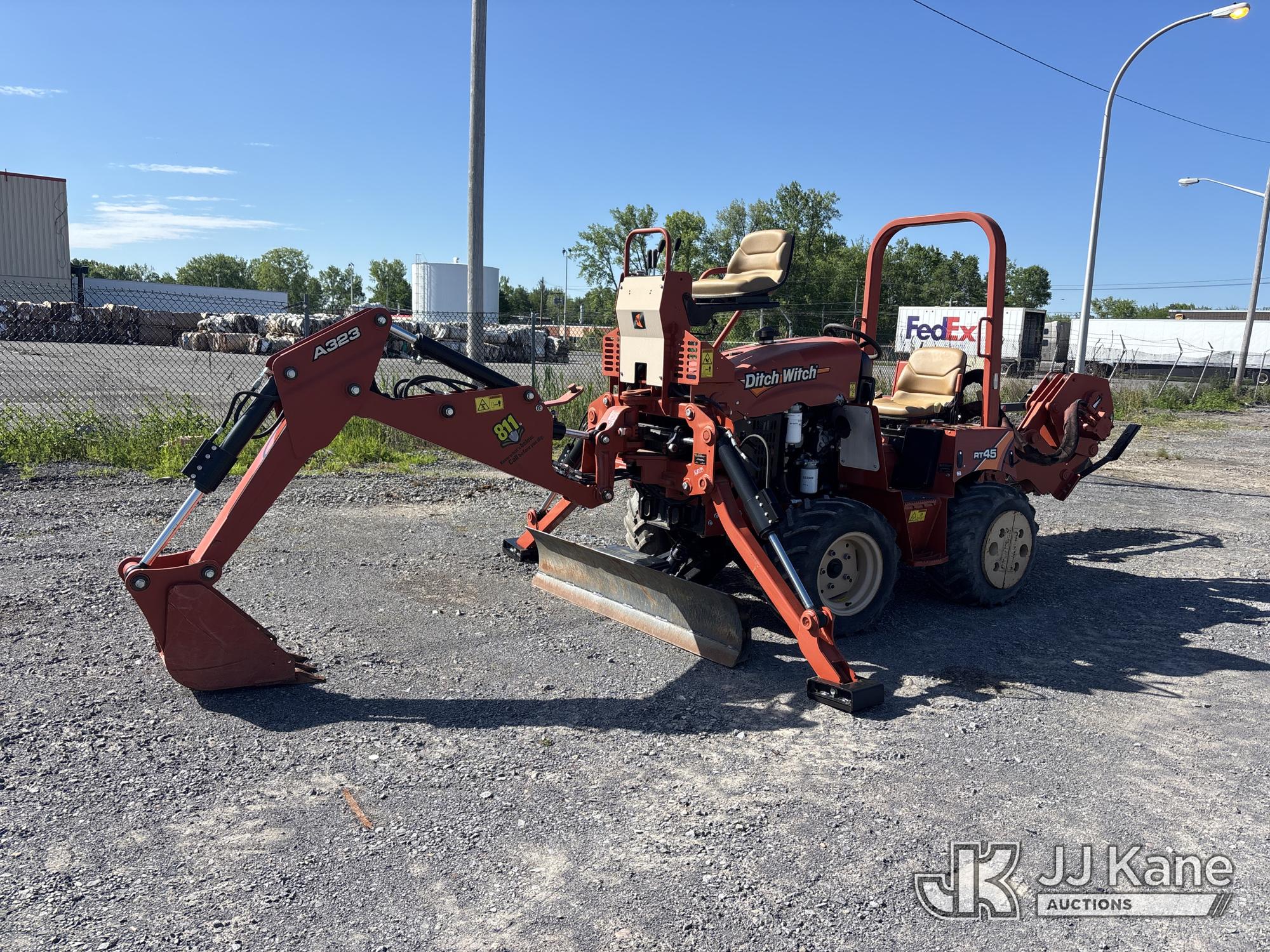 Photo of a 2017 Ditch Witch RT45
