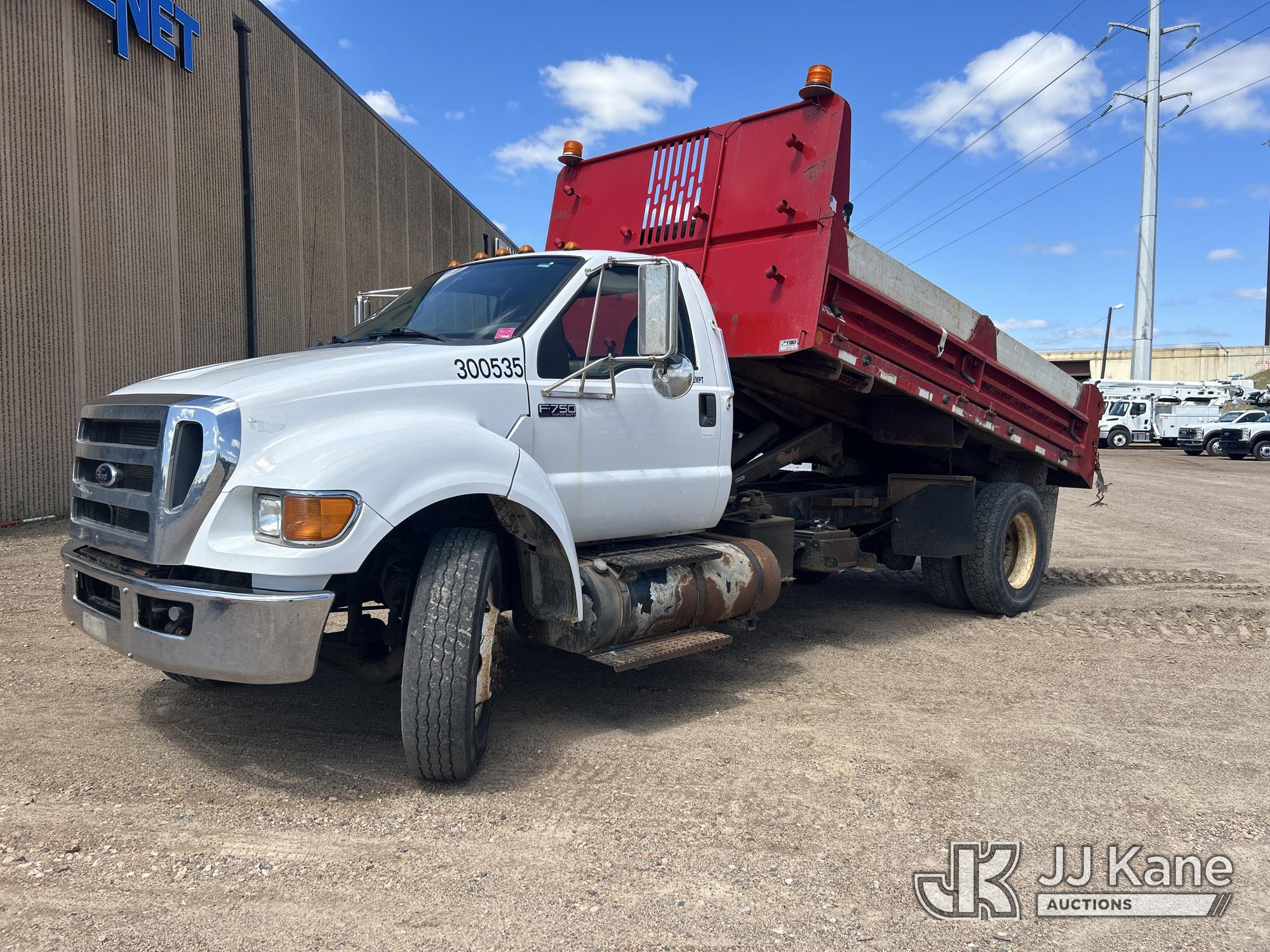 Photo of a 2015 Ford F-750