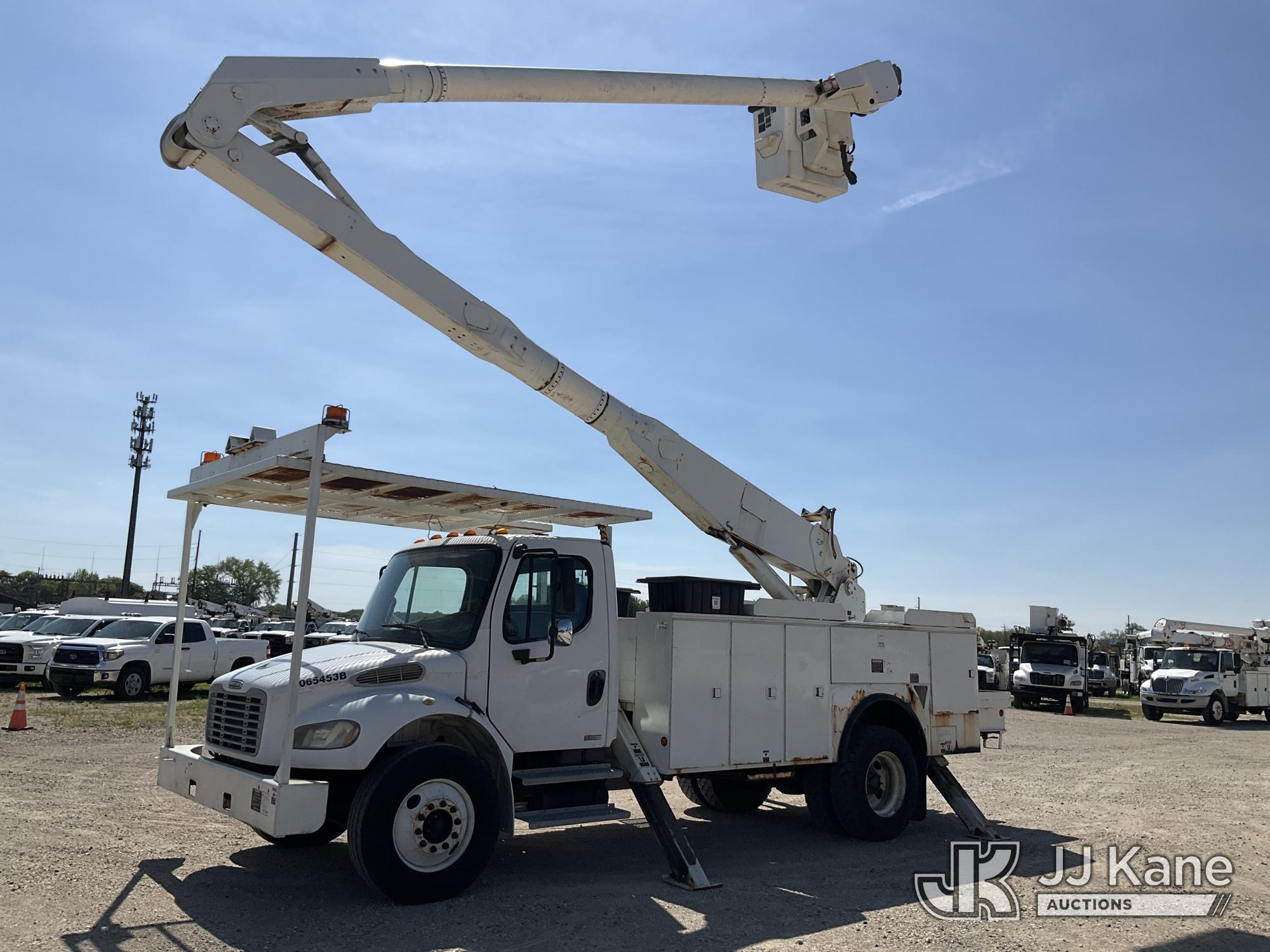 Photo of a 2006 Freightliner M2 106 Medium Duty