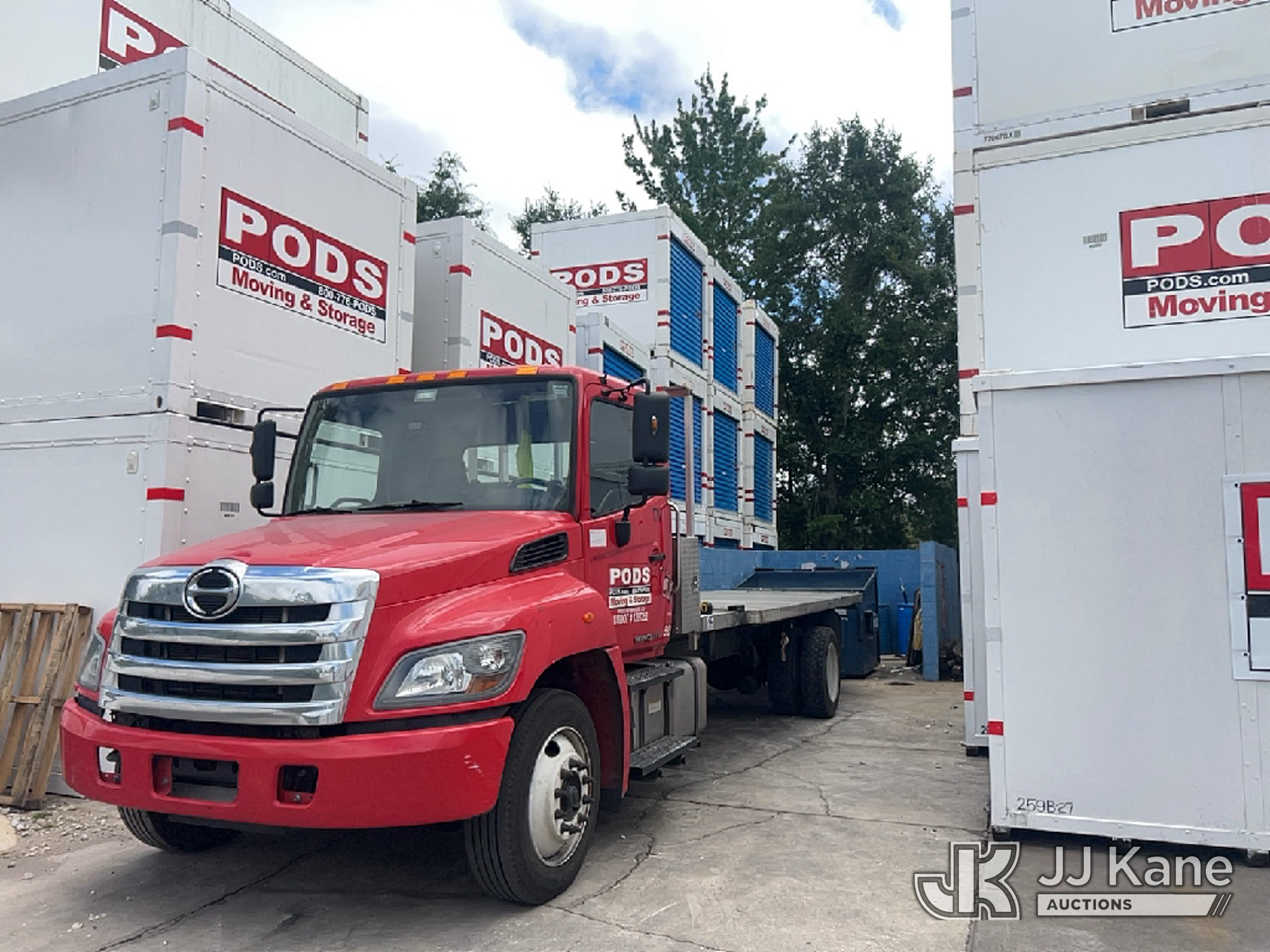 Photo of a 2020 Hino Conventional Cab