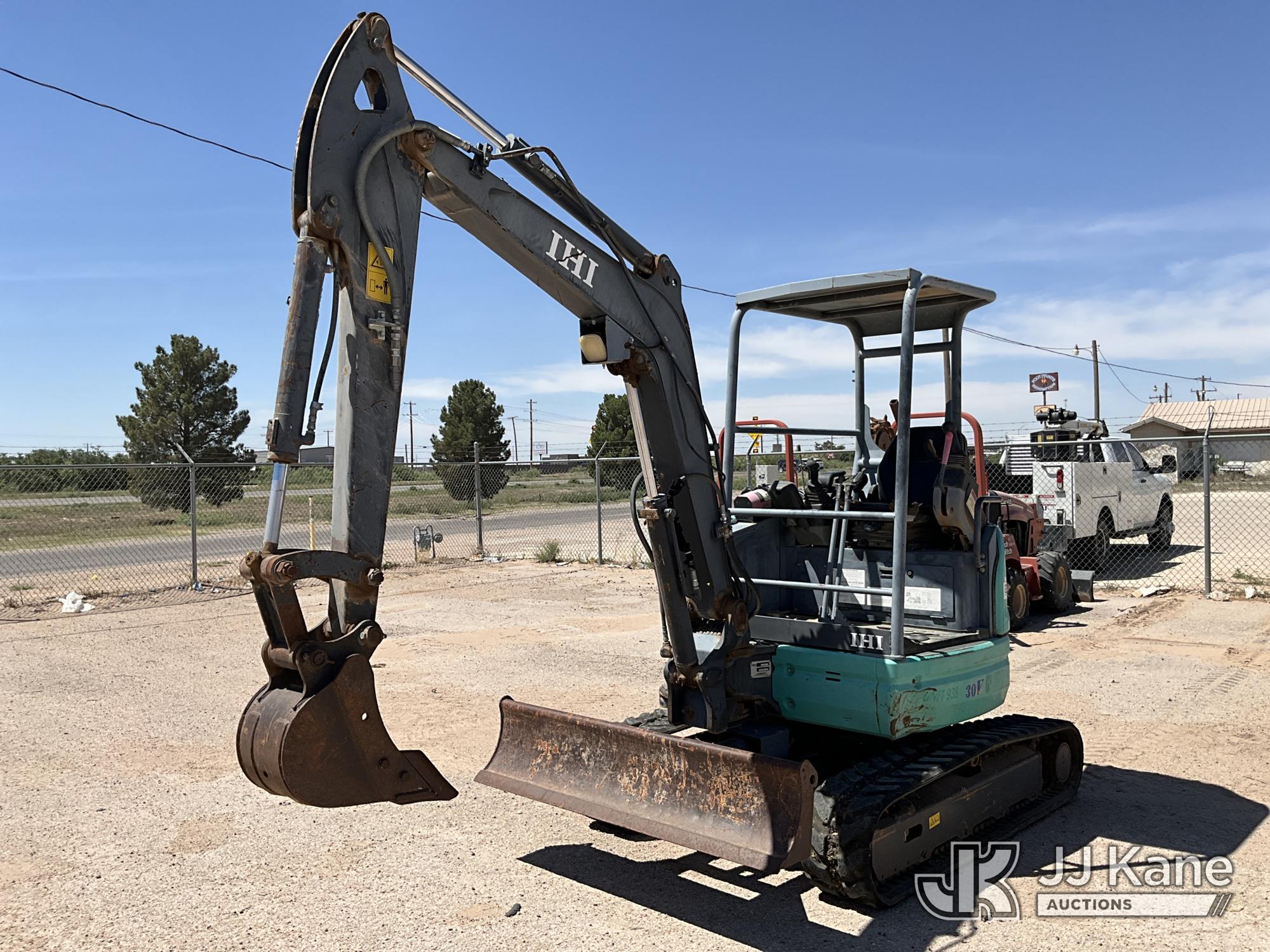Photo of a 2014 IHI 30V4