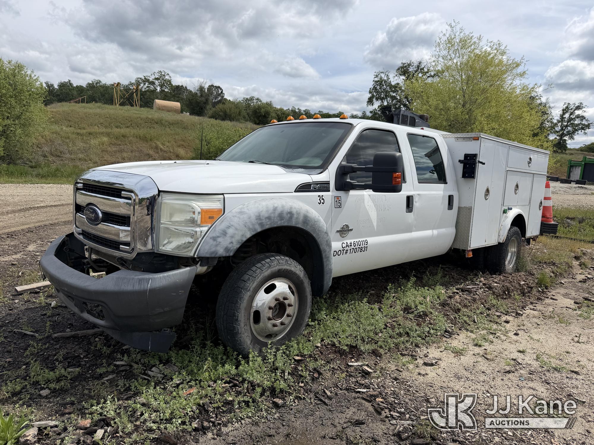 2011 Ford F-450 SD Crew-Cab Service Truck