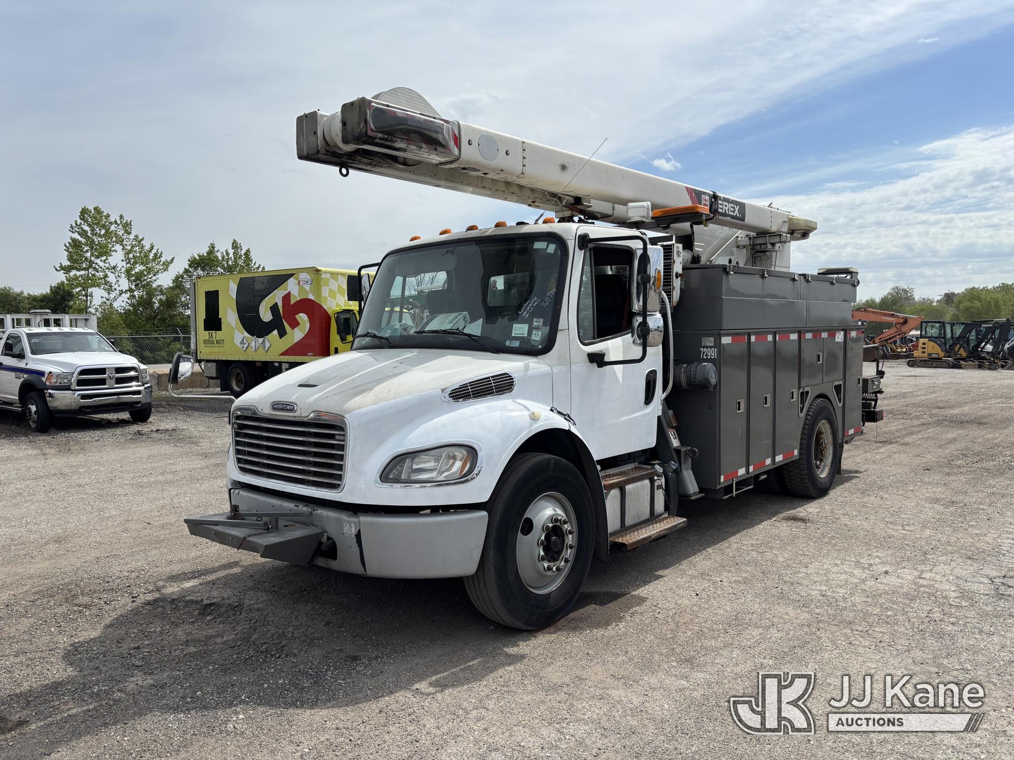 Photo of a 2014 Freightliner M2 106