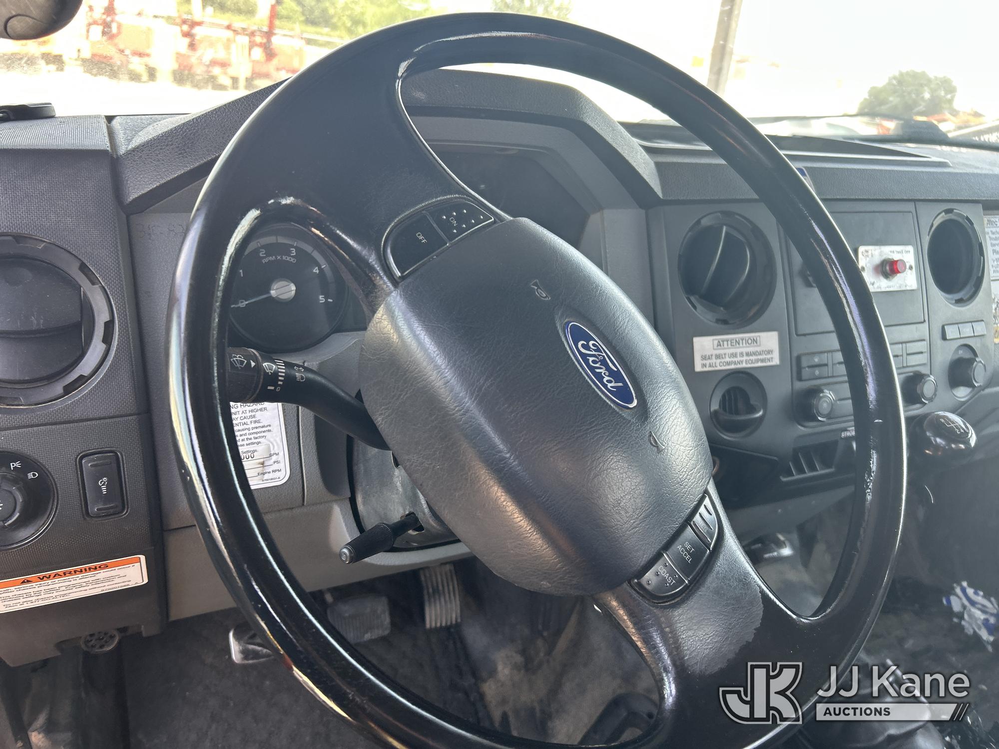2013 Ford F-750