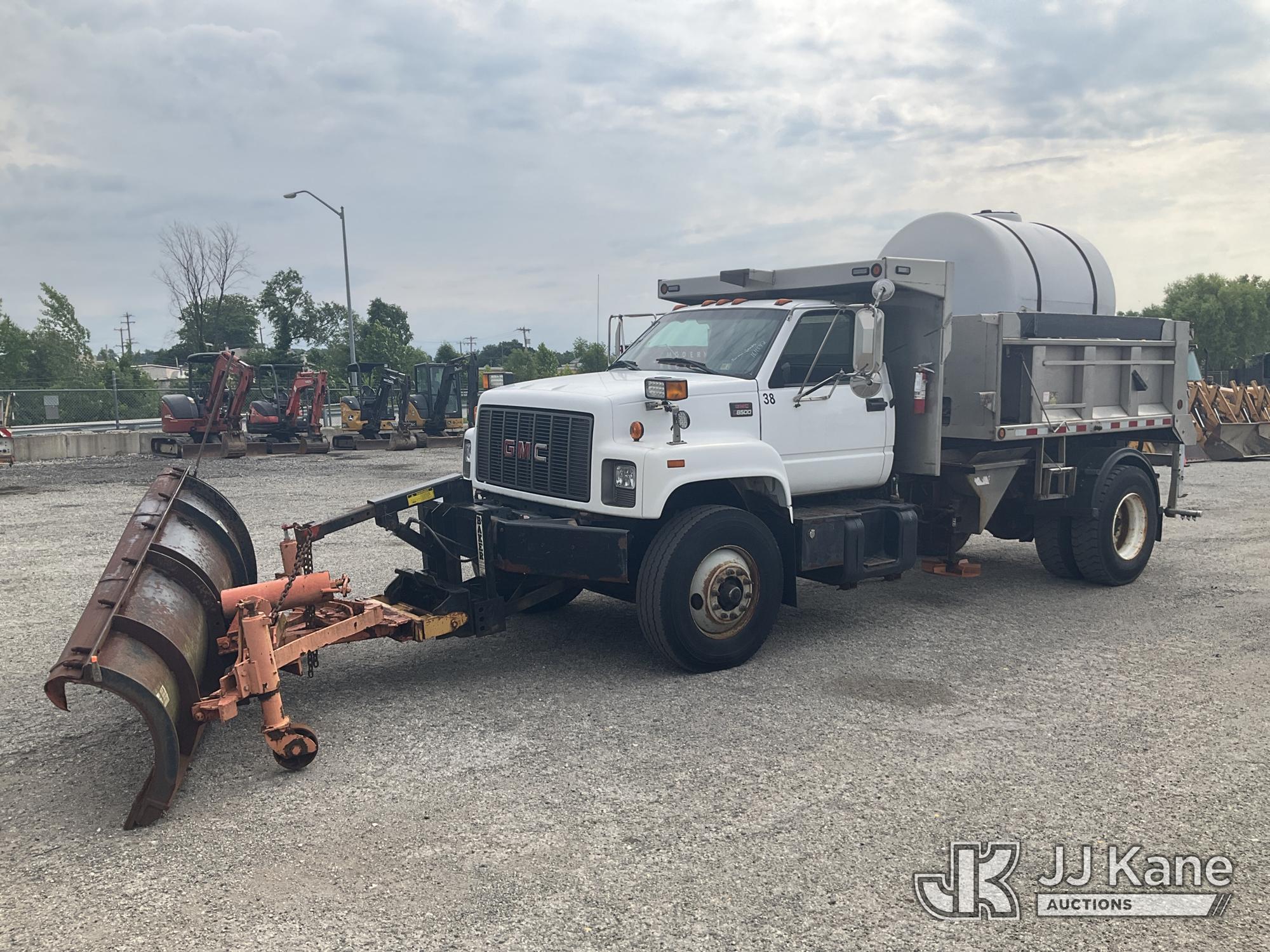 Photo of a 2002 GMC C8500