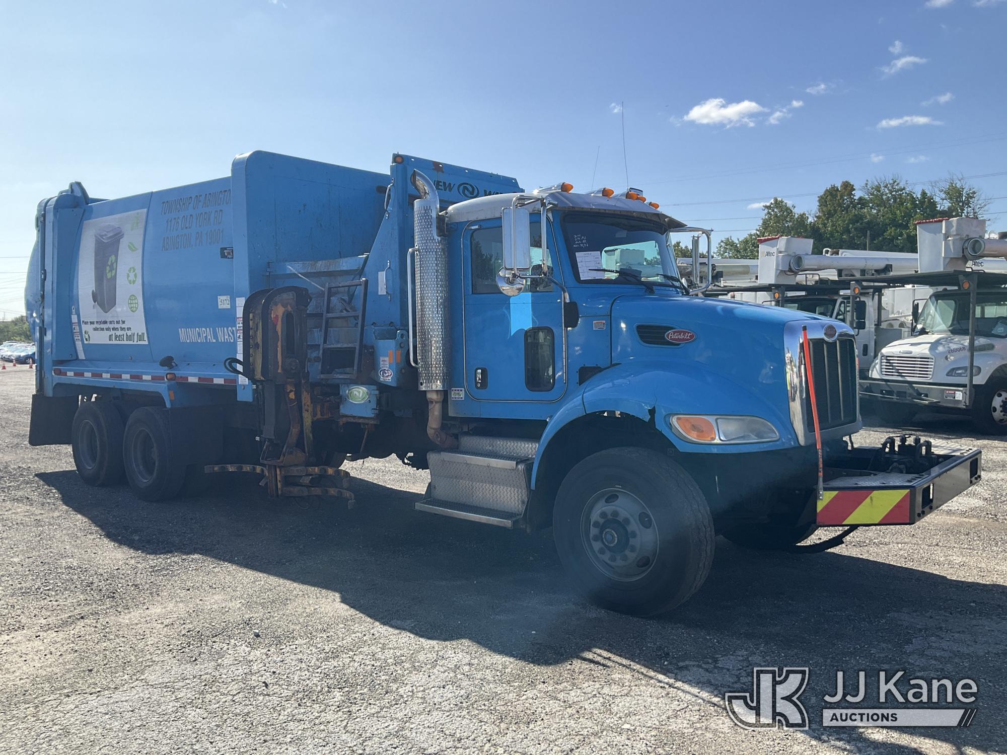 2014 Peterbilt 348