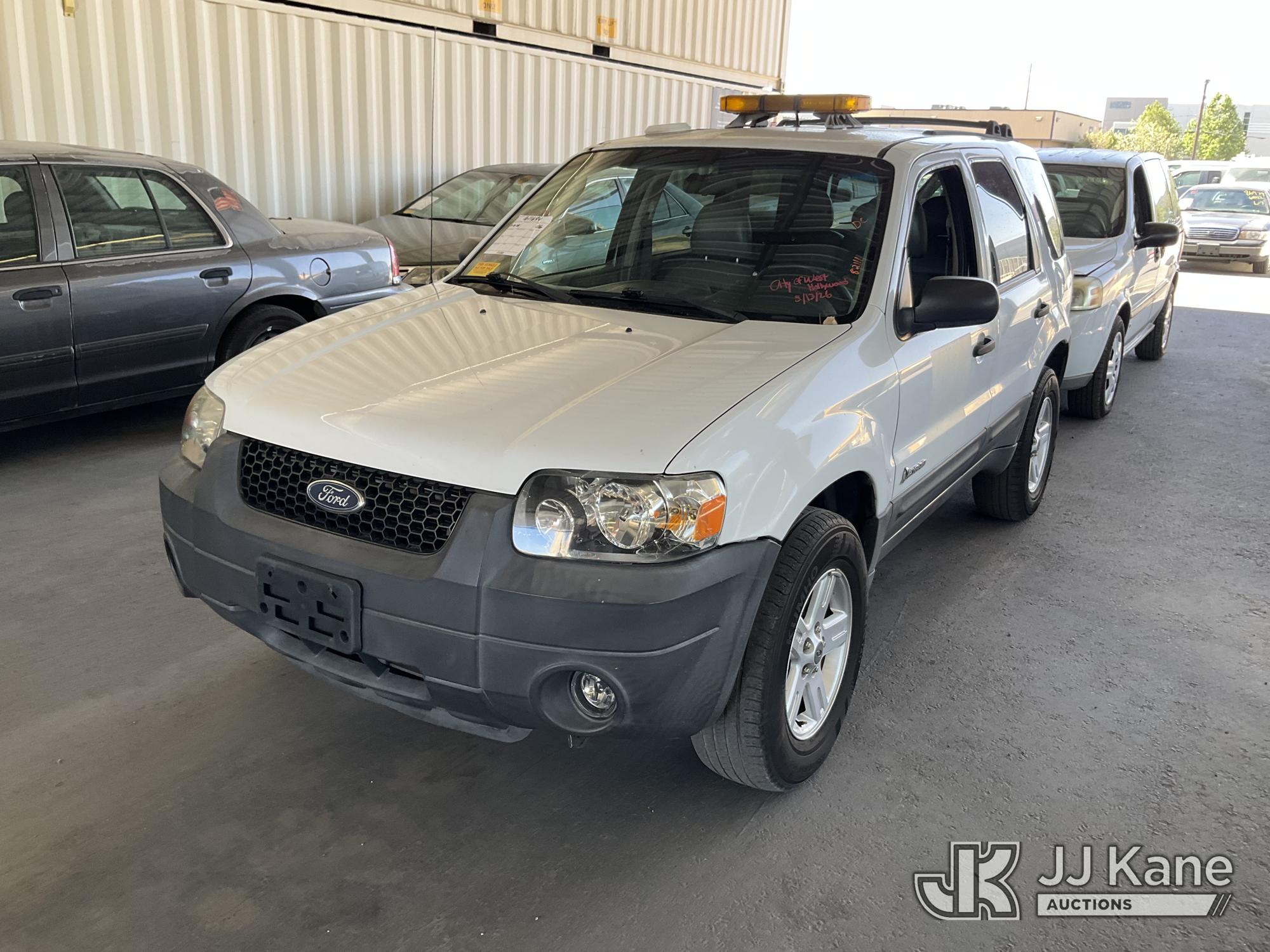 Photo of a 2006 Ford Escape Hybrid