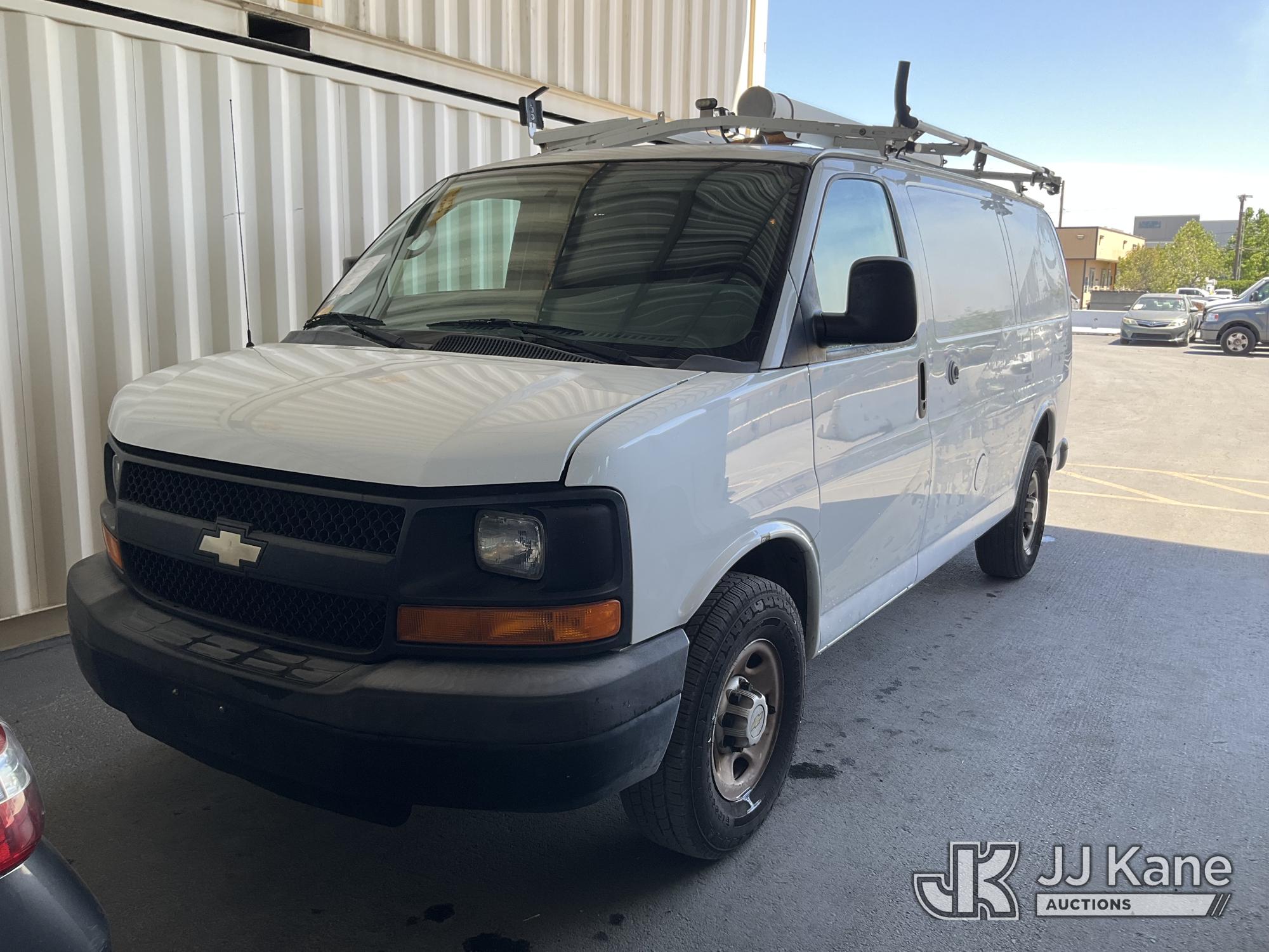 2013 Chevrolet Express 2500 Cargo Van