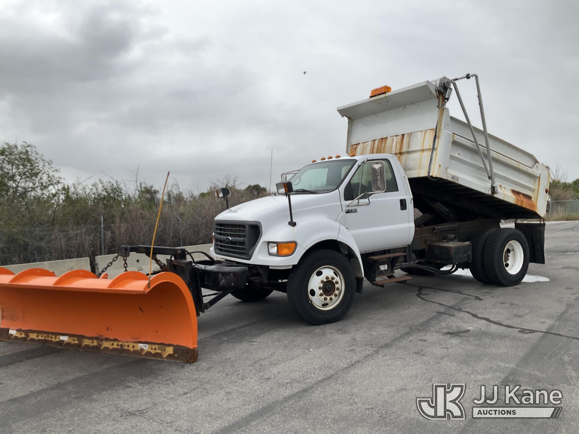 Photo of a 2001 Ford F-750