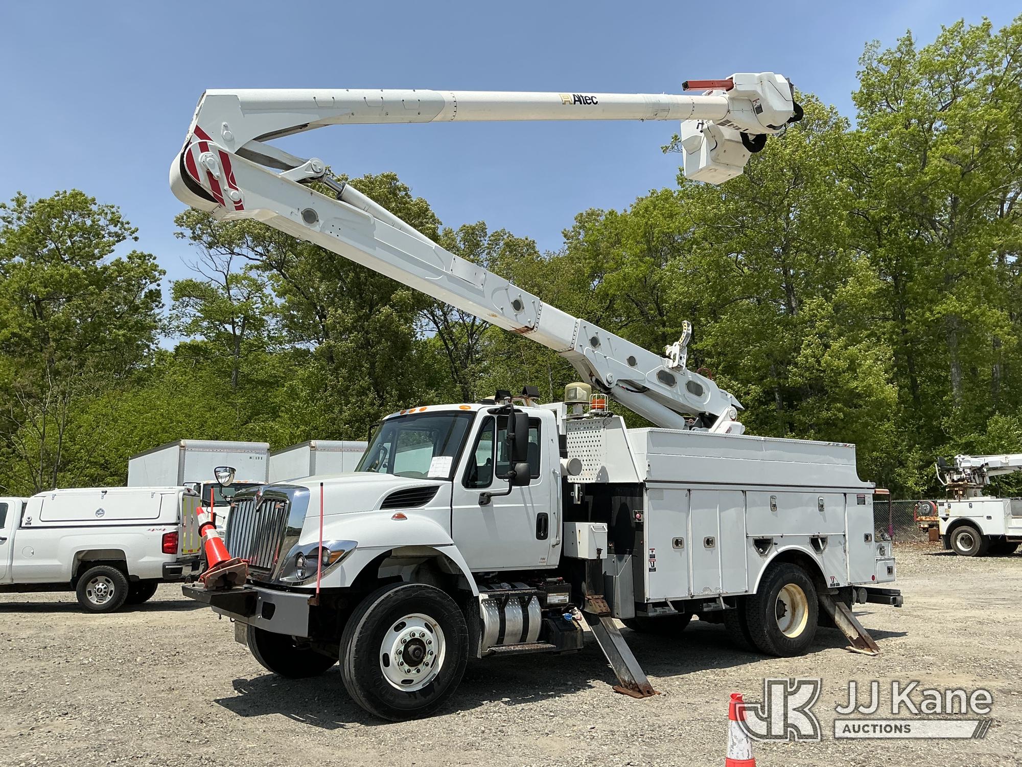 Photo of a 2015 International 7400