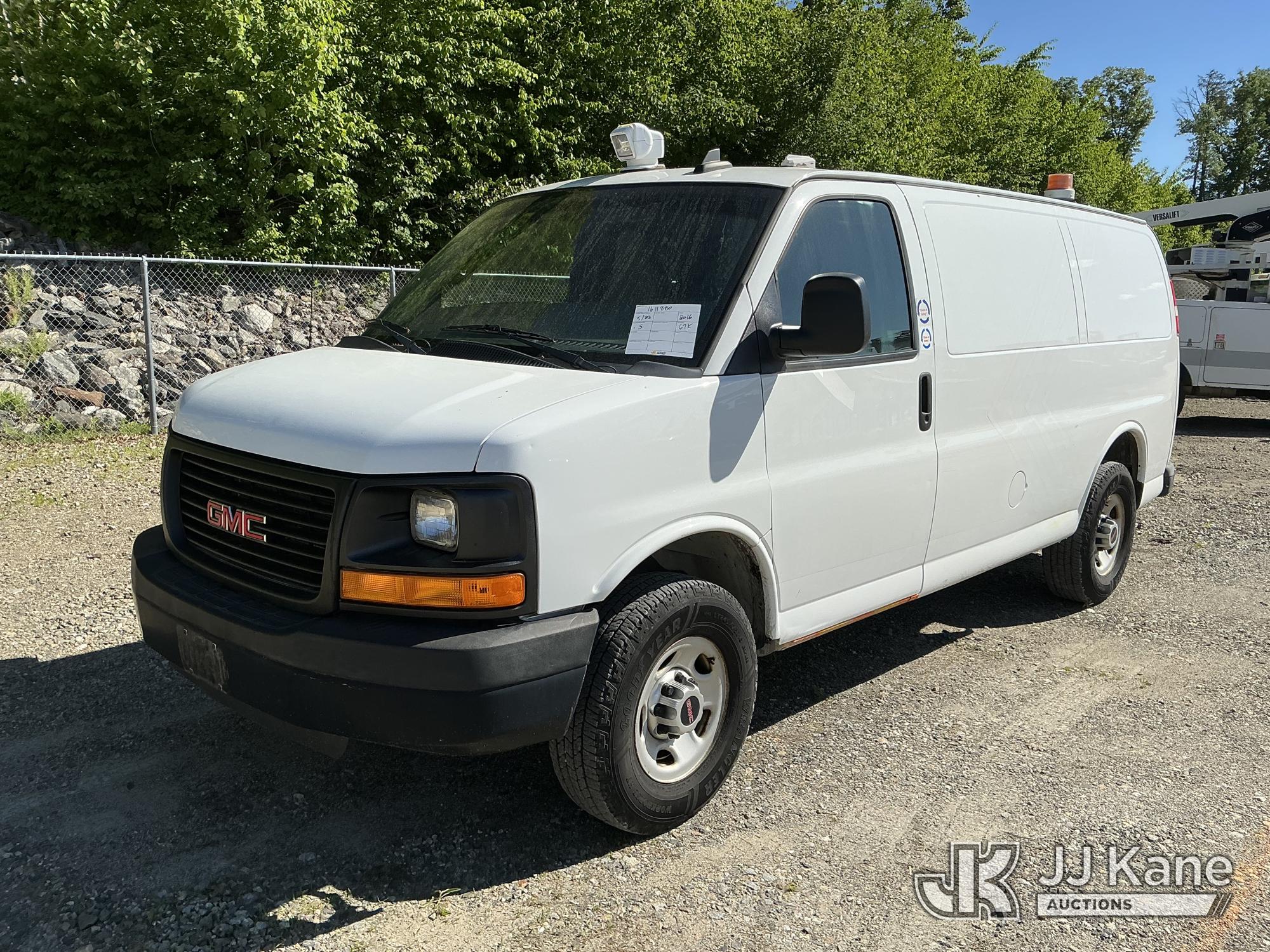 Photo of a 2016 GMC Savana G2500