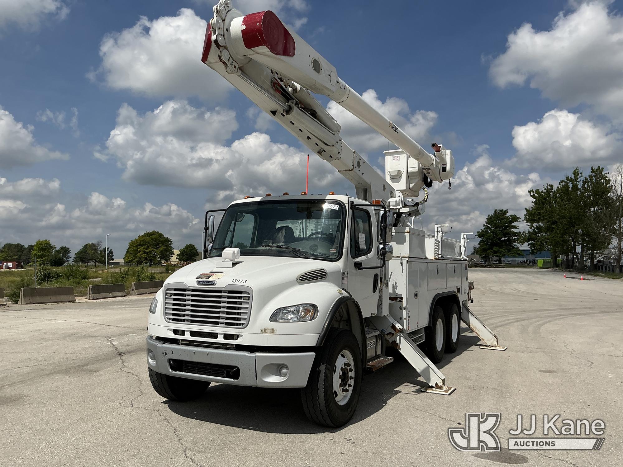 Photo of a 2015 Freightliner M2 106