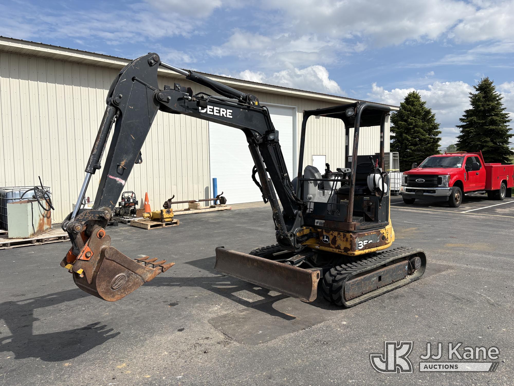 Photo of a 2018 John Deere 35G