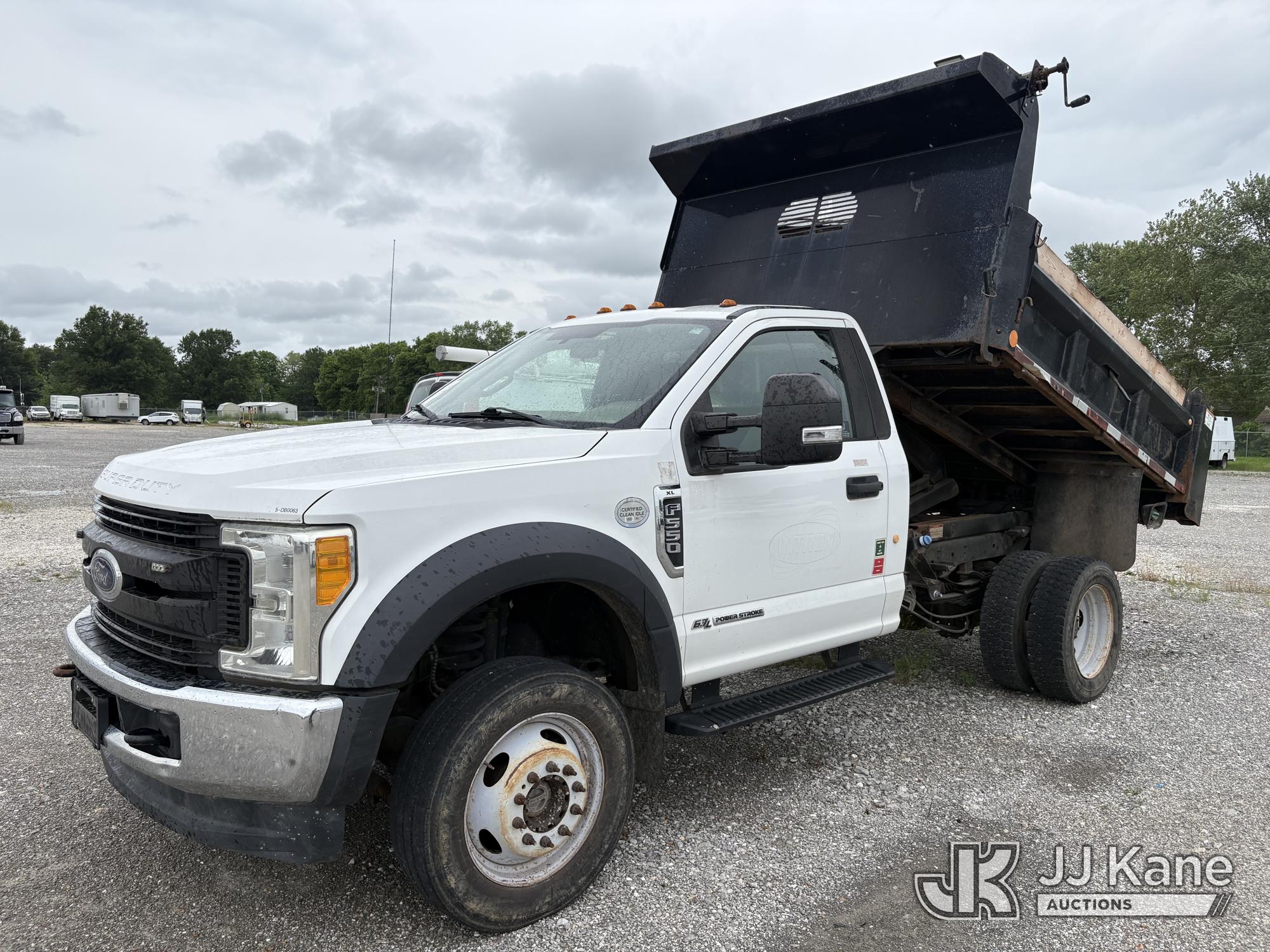 Photo of a 2017 Ford F-550
