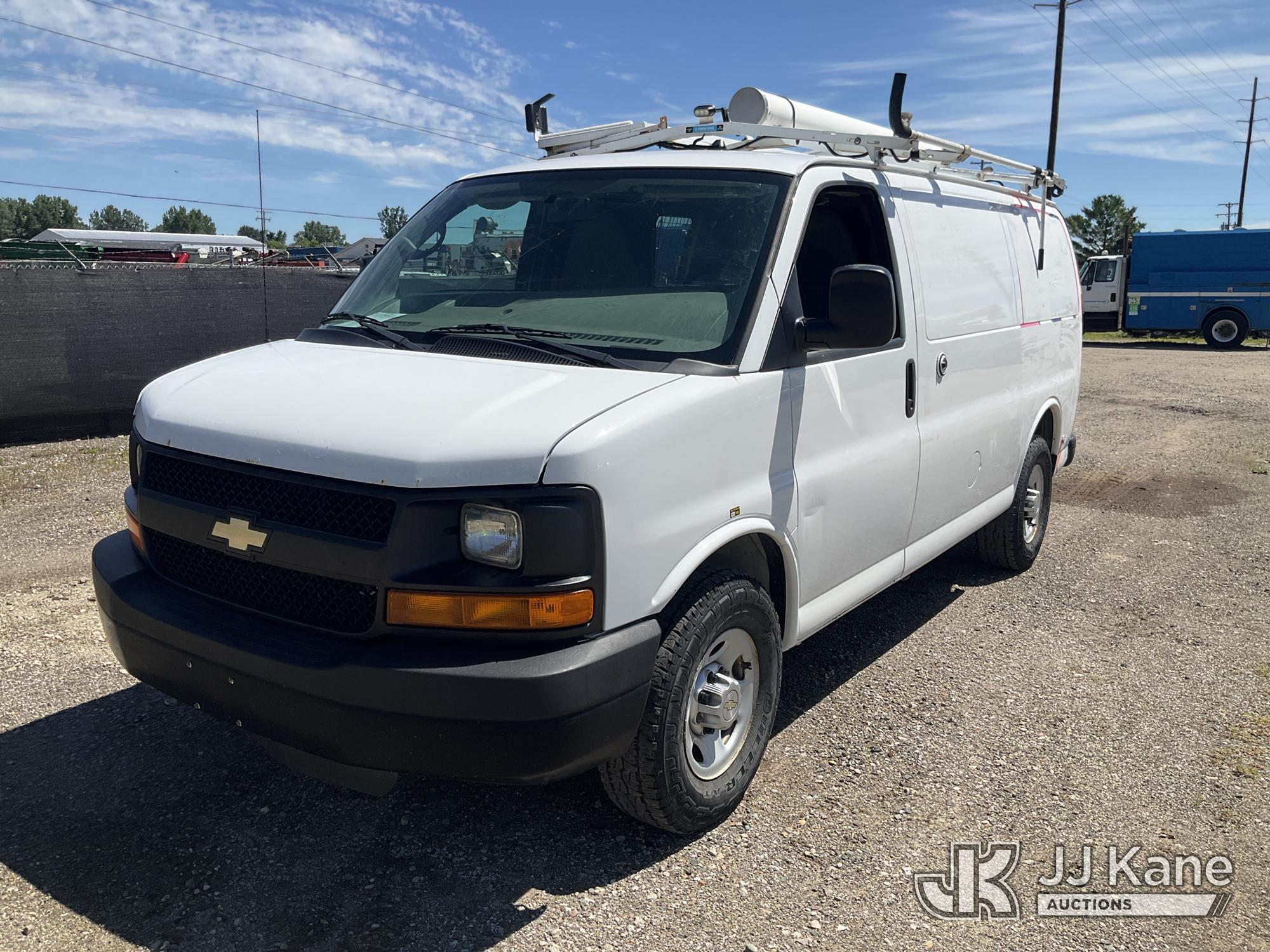 Photo of a 2013 Chevrolet Express G2500