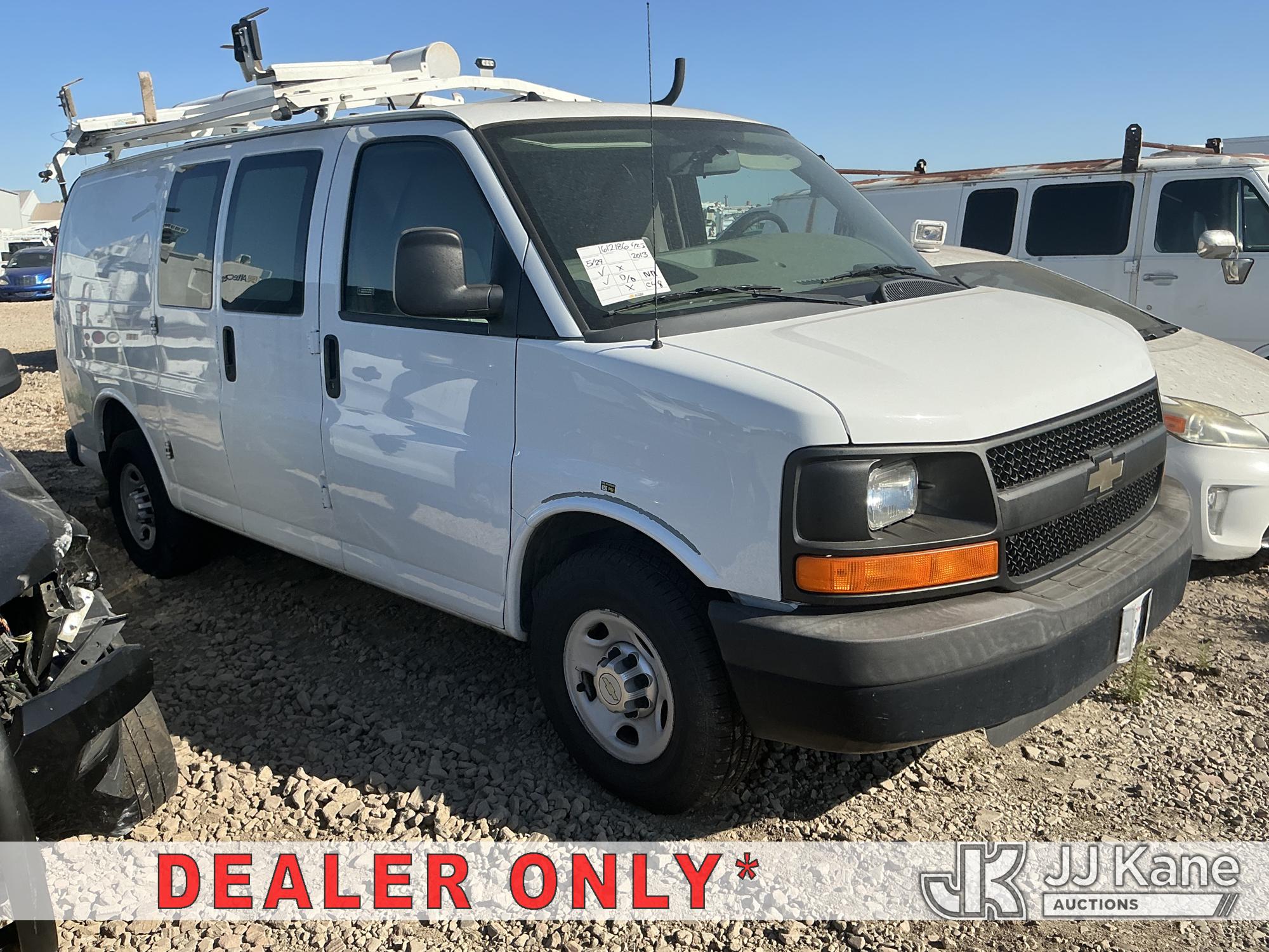 2013 Chevrolet Express 2500 Cargo Cargo Van