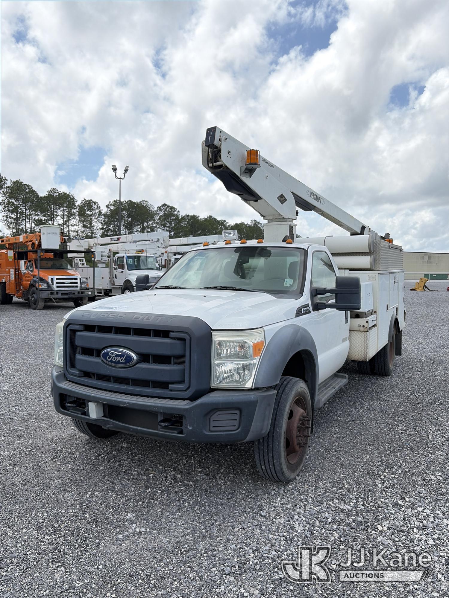 Photo of a 2013 Ford F-450 SD