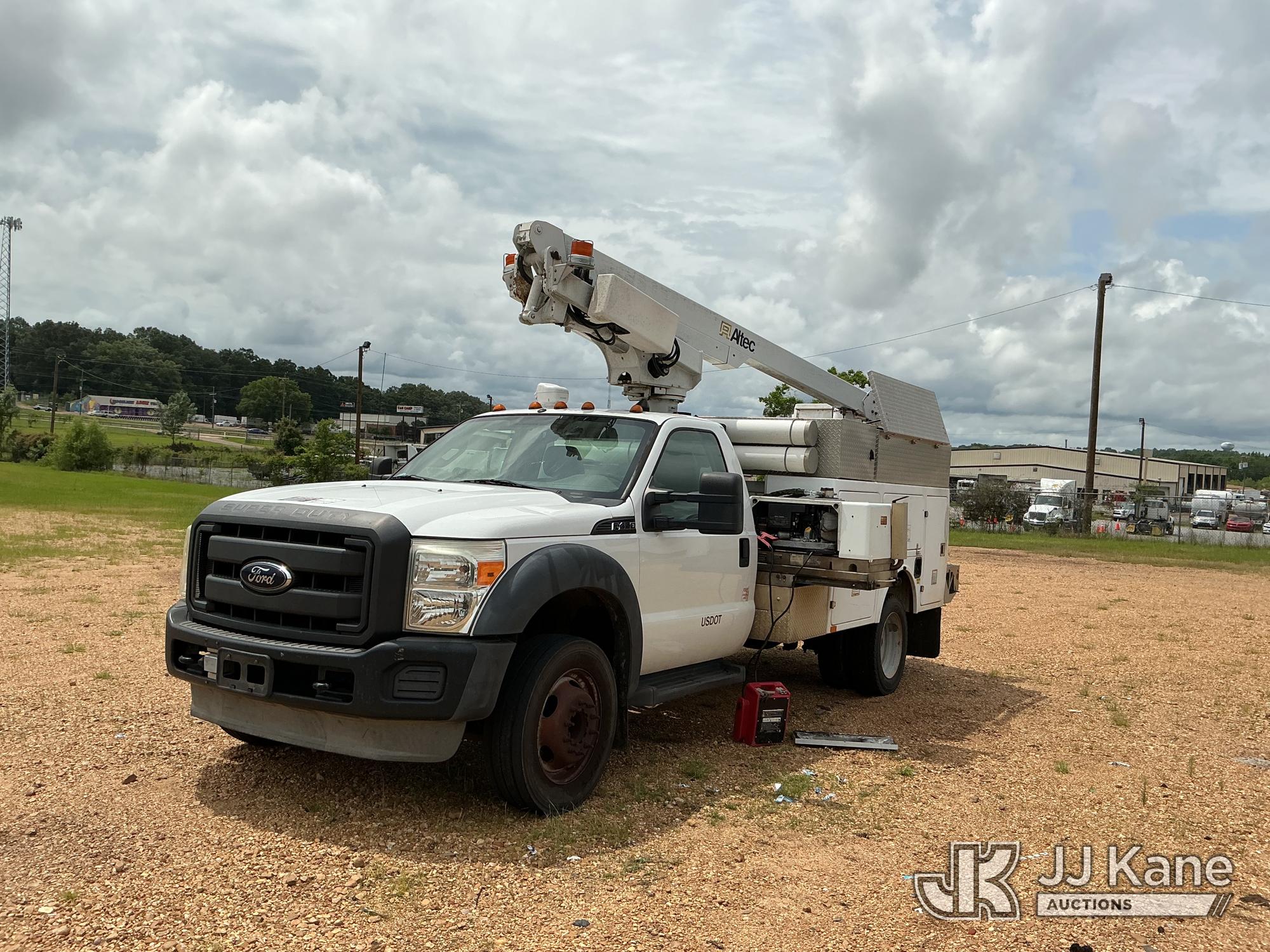 Photo of a 2012 Ford F-450 SD