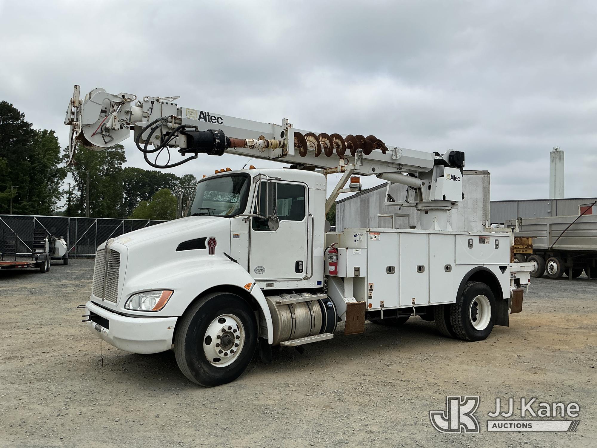Photo of a 2016 Kenworth T300