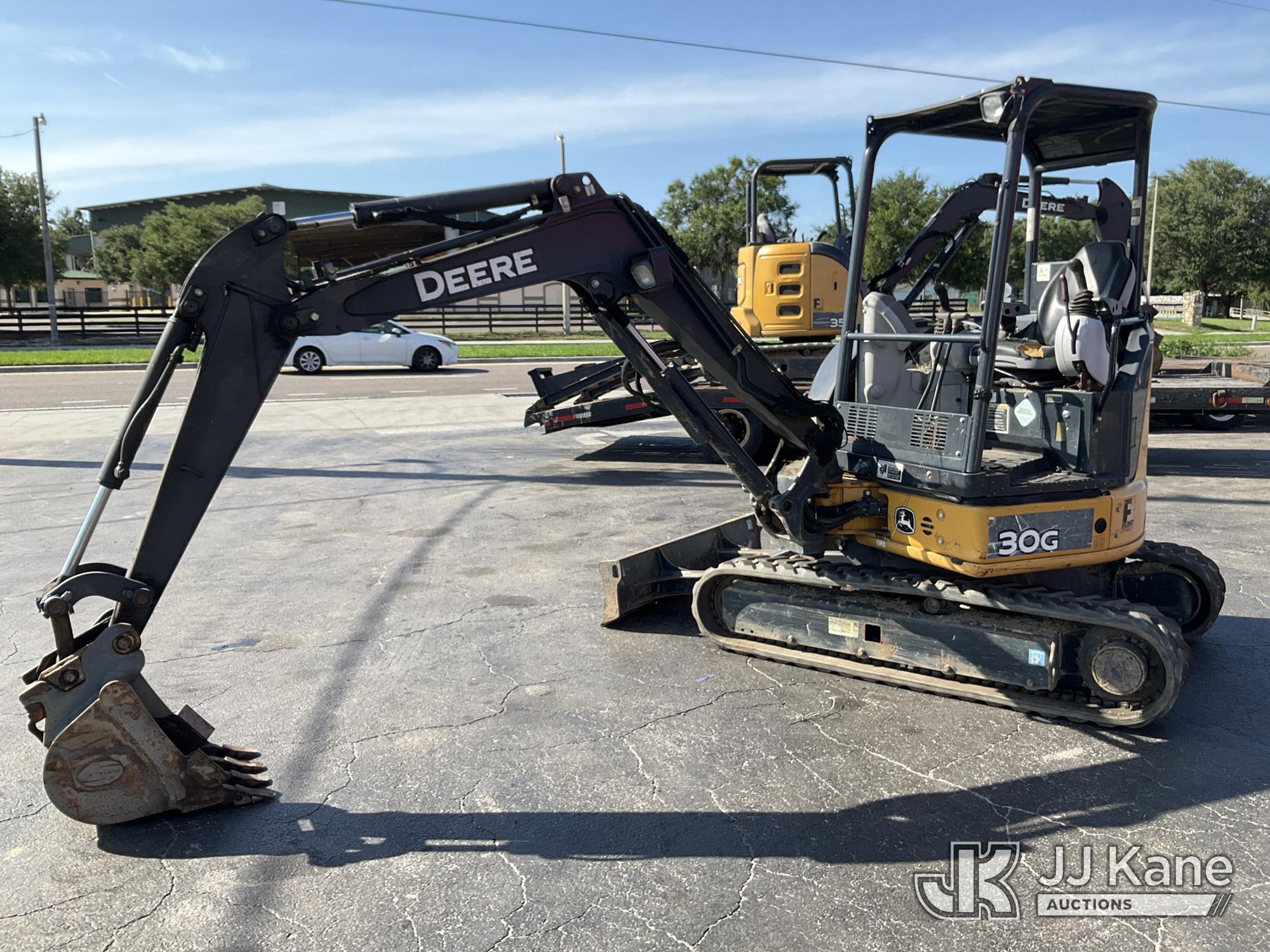 Photo of a 2018 John Deere 30G