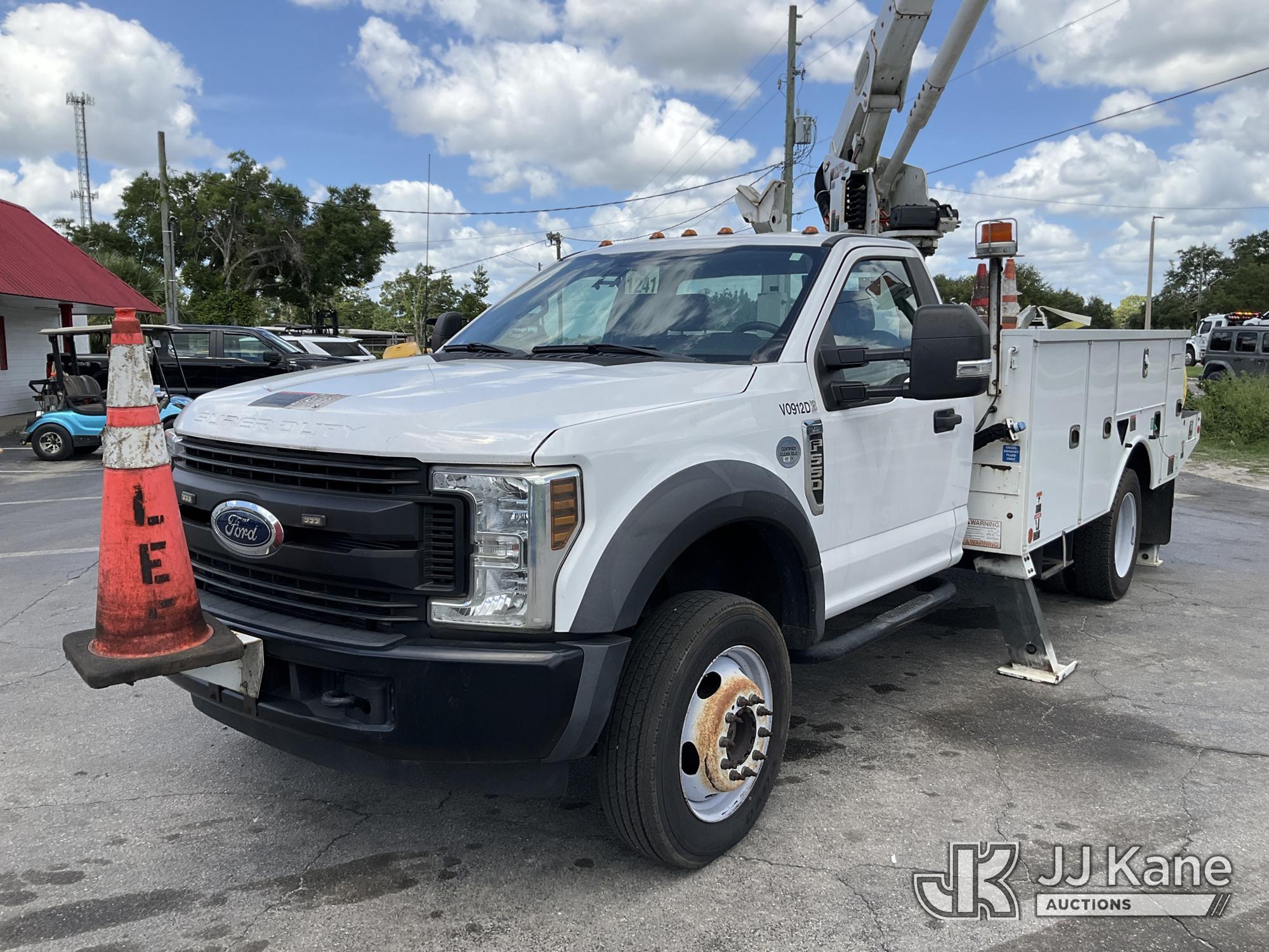 Photo of a 2019 Ford F550 4x4