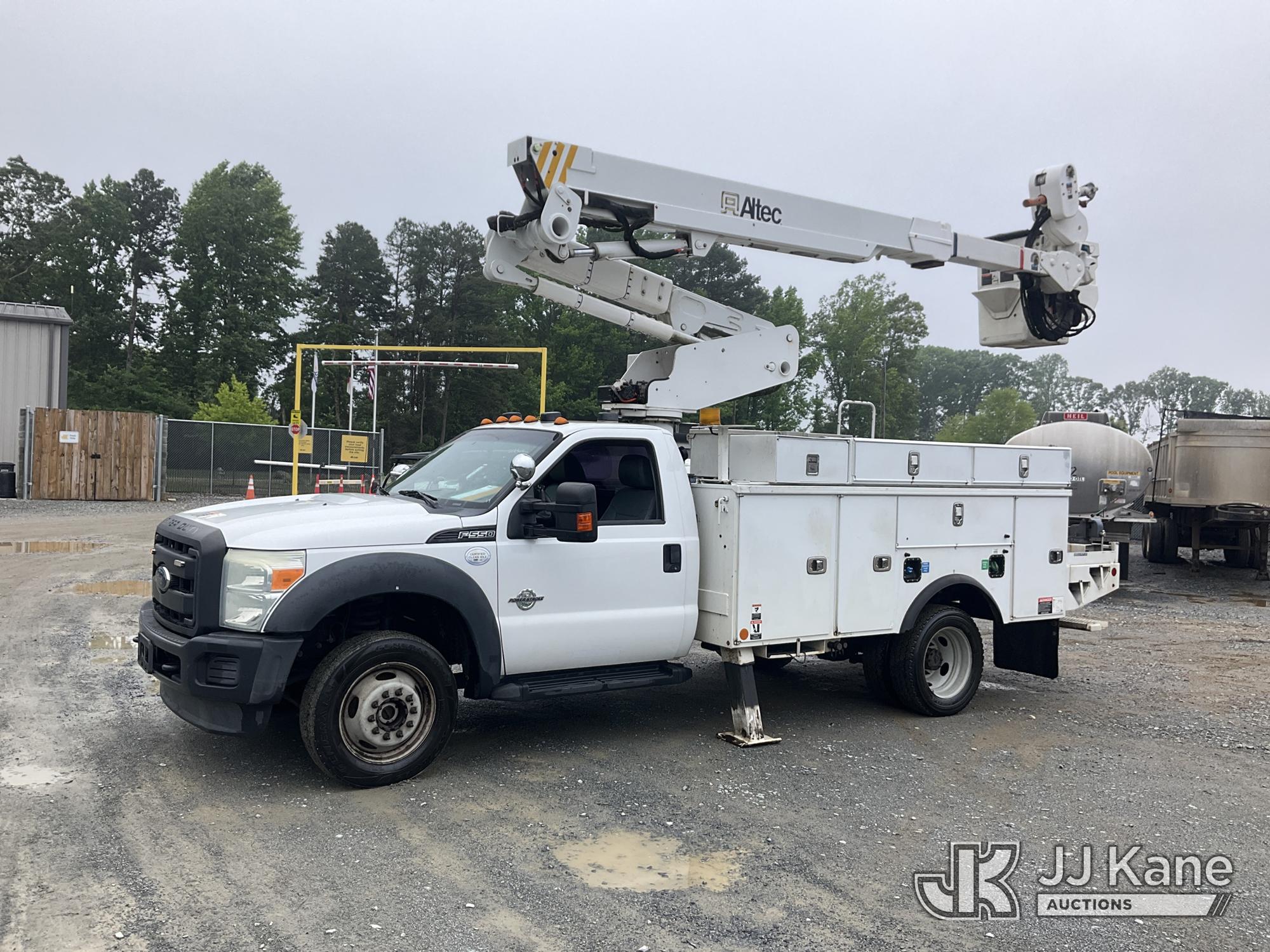 Photo of a 2016 Ford F550 4X4
