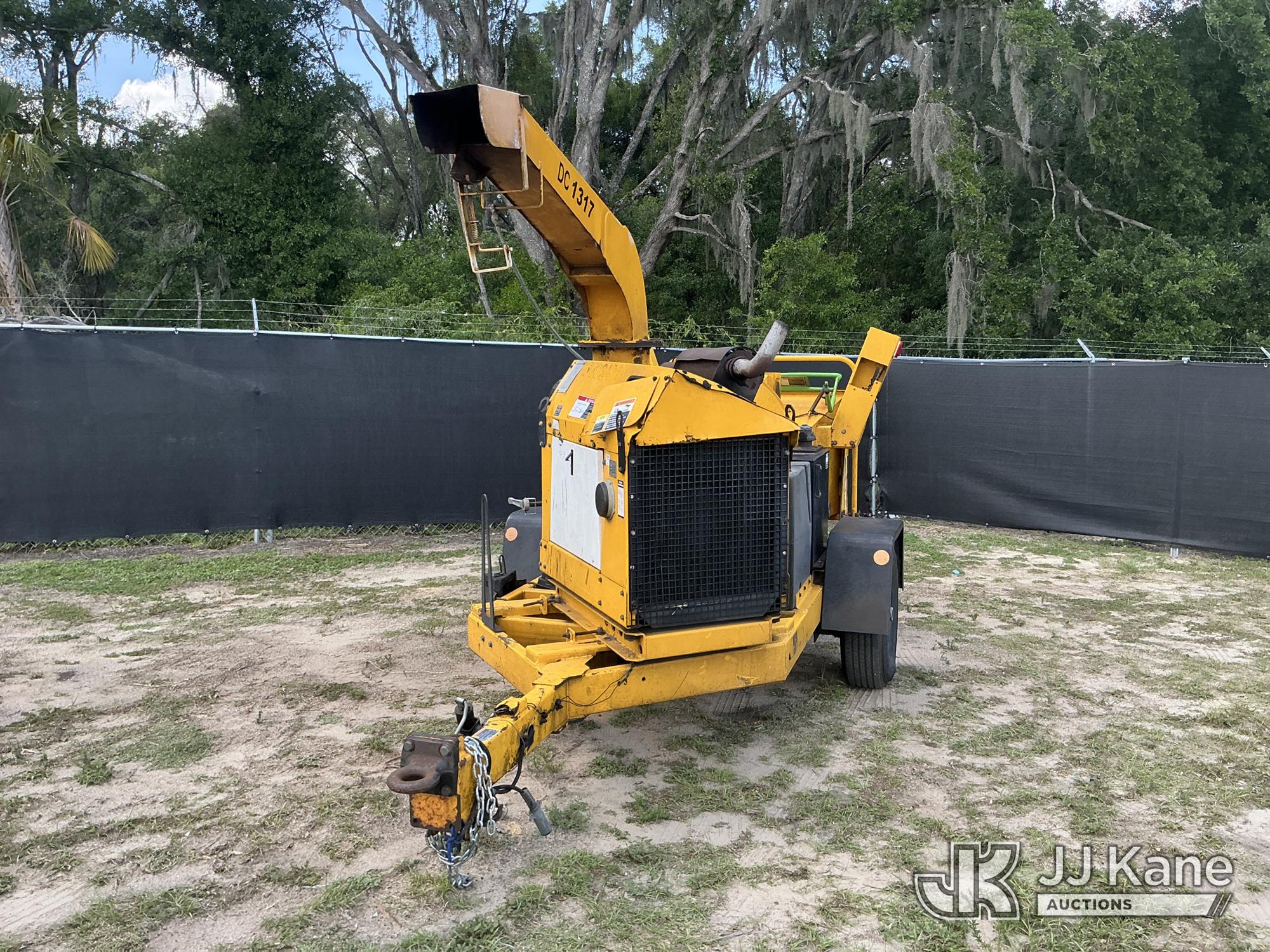 Photo of a 2013 Altec DC1317